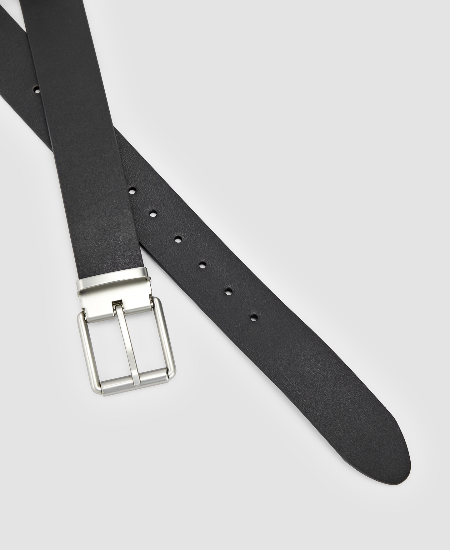 Leather belt with metal buckle image number 2