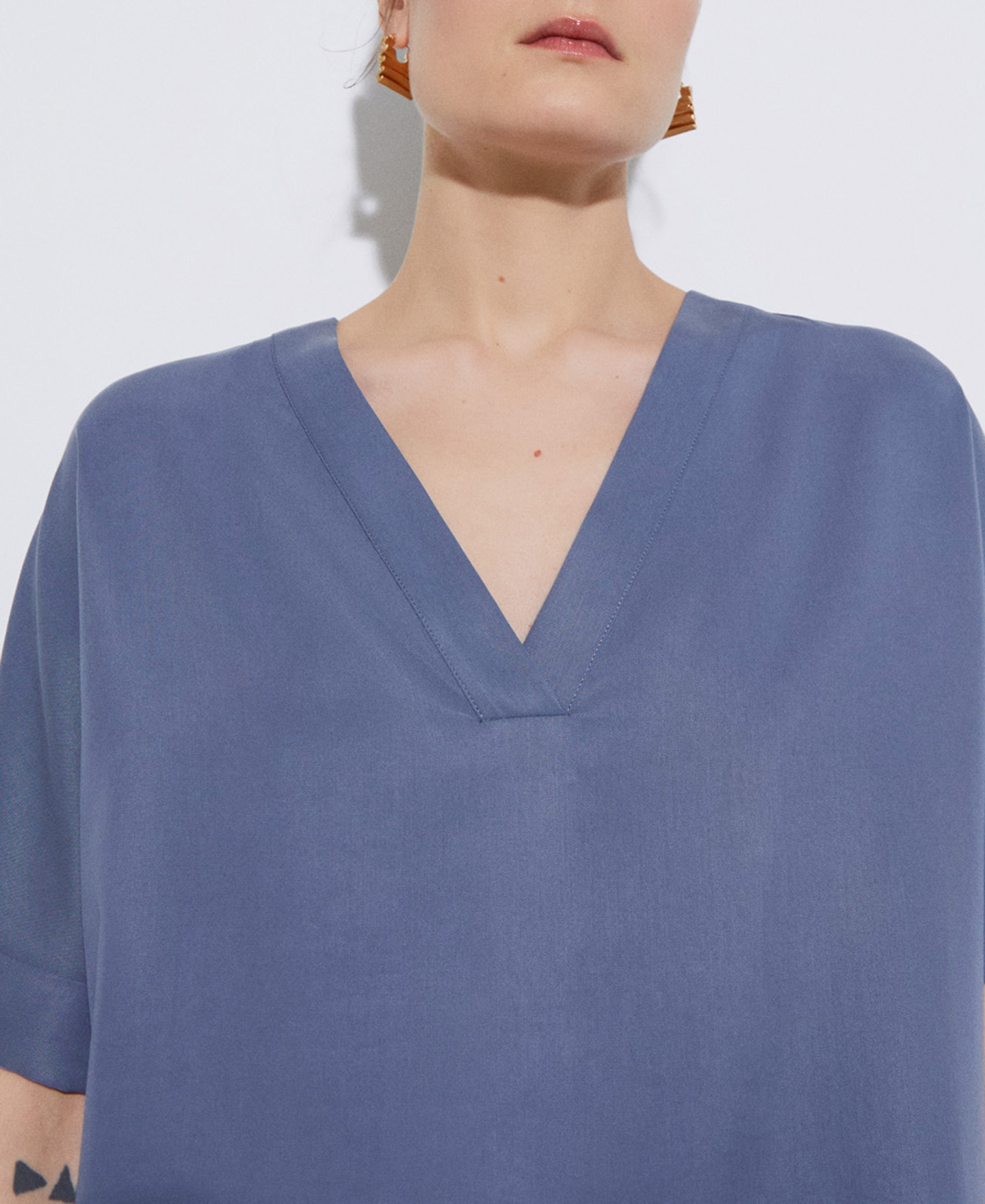 Short sleeve japanese blouse in lyocell image number 3