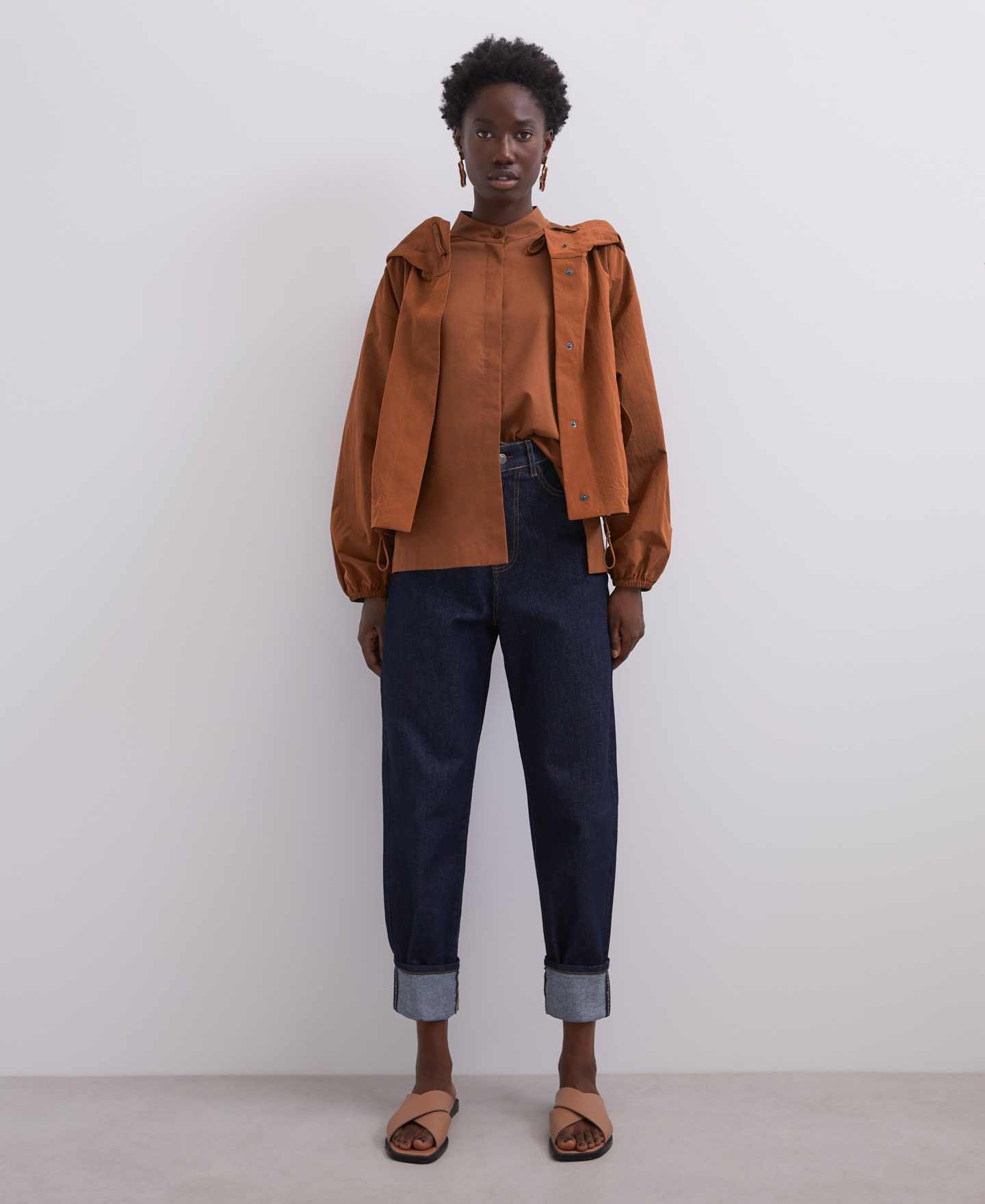 Volumetric toffe jacket image number 3