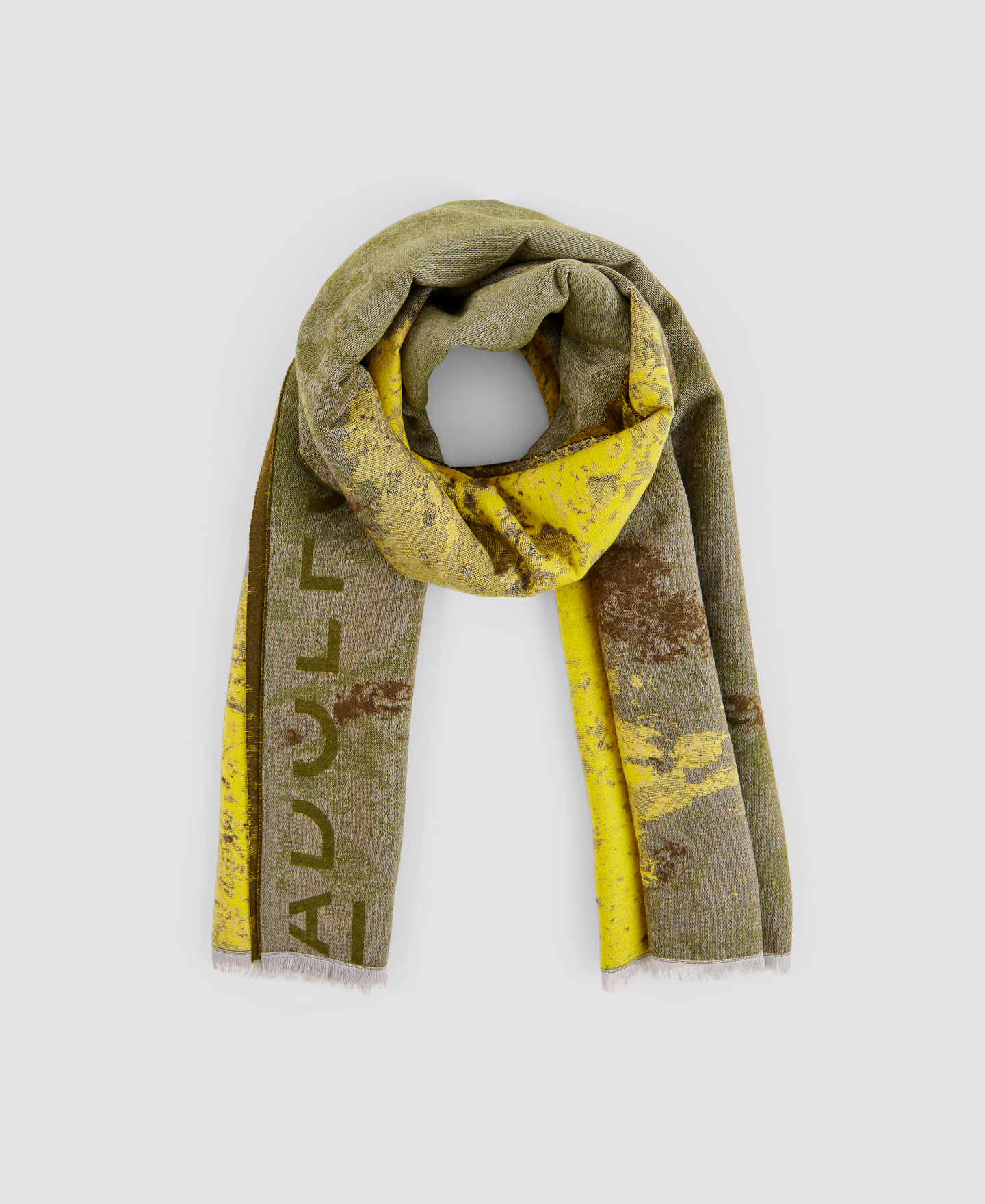Jacquardized print scarf image number 3