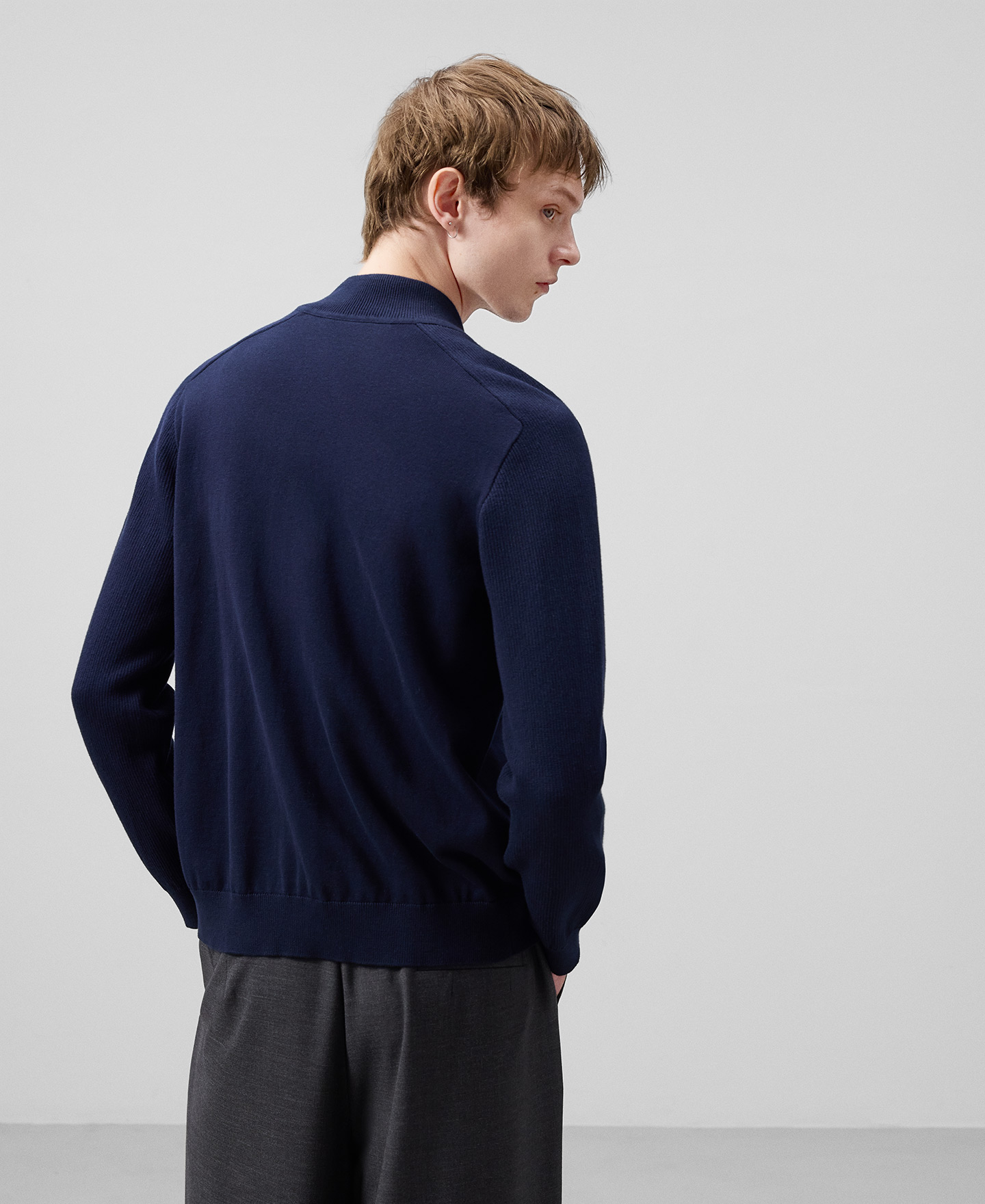 Organic cotton knit cardigan man image number 2