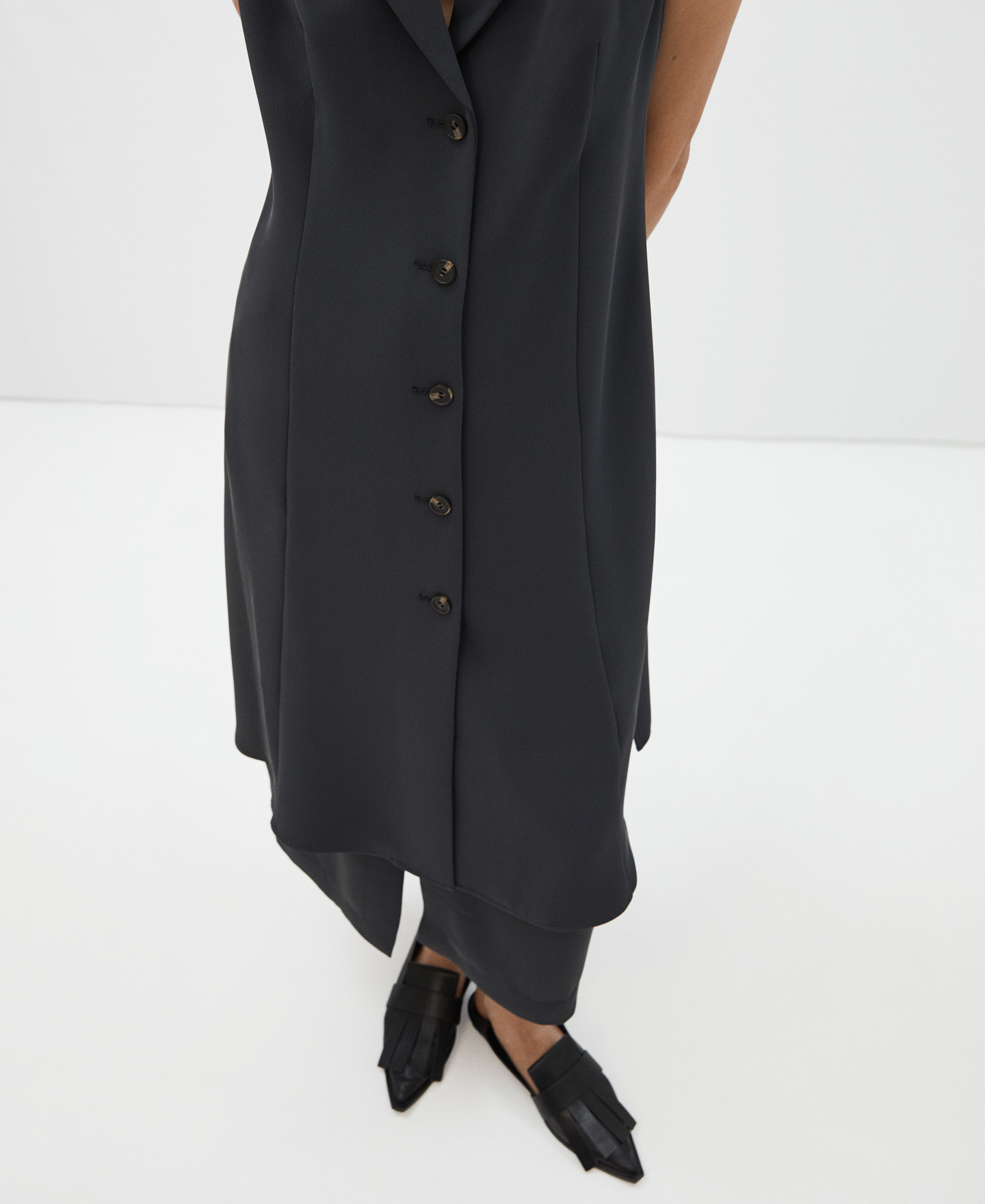 Lapel collar vest image number 3