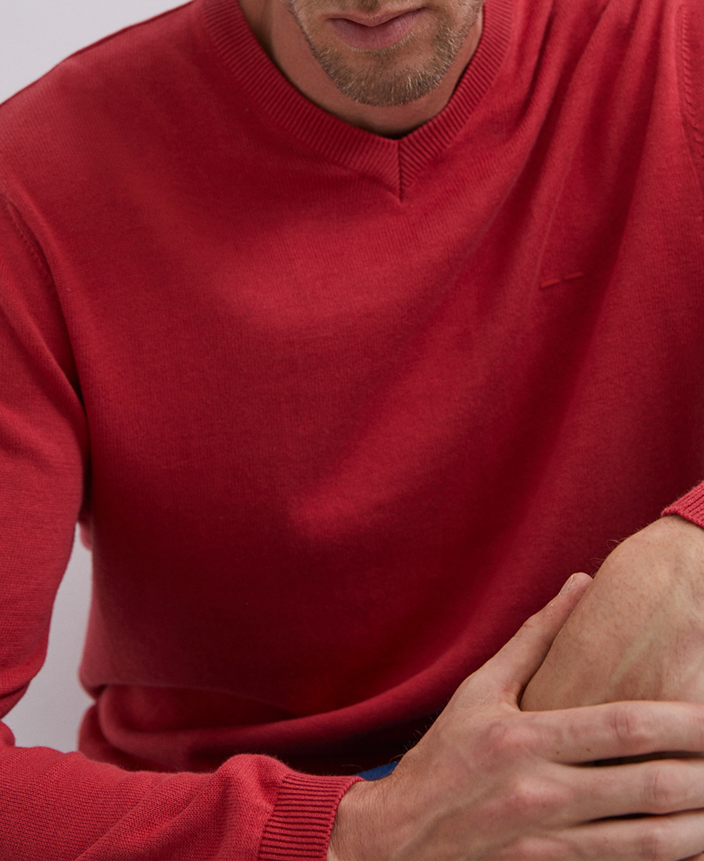 Pistachio cotton V-neck sweater image number 3