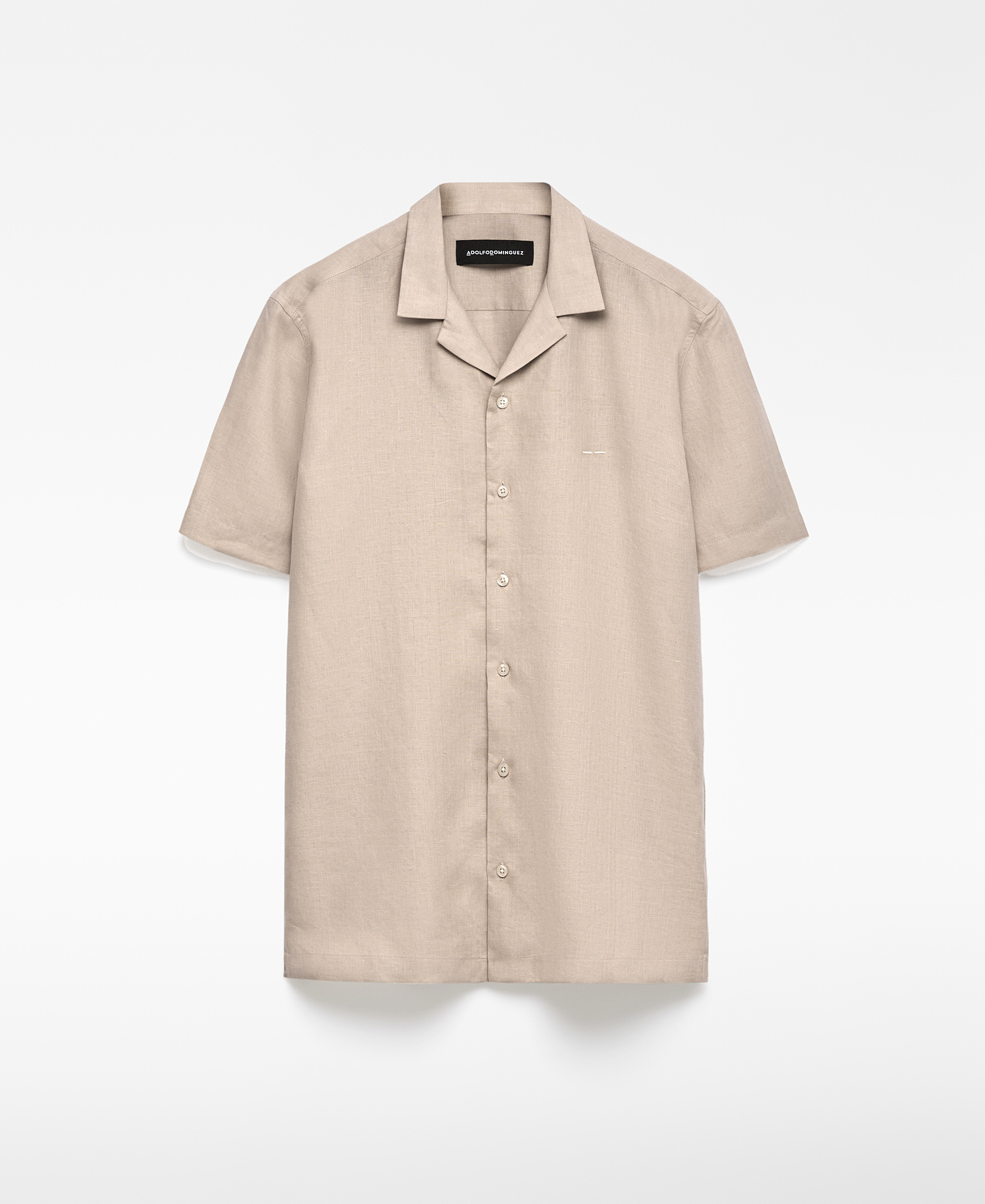 European linen bowling collar shirt man image number 4
