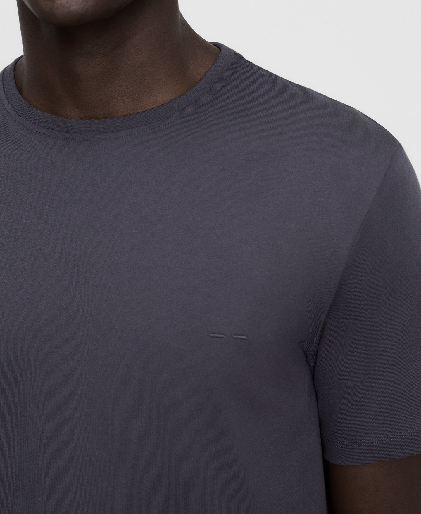 Camiseta regular fit algod&oacute;n org&aacute;nico image number 3