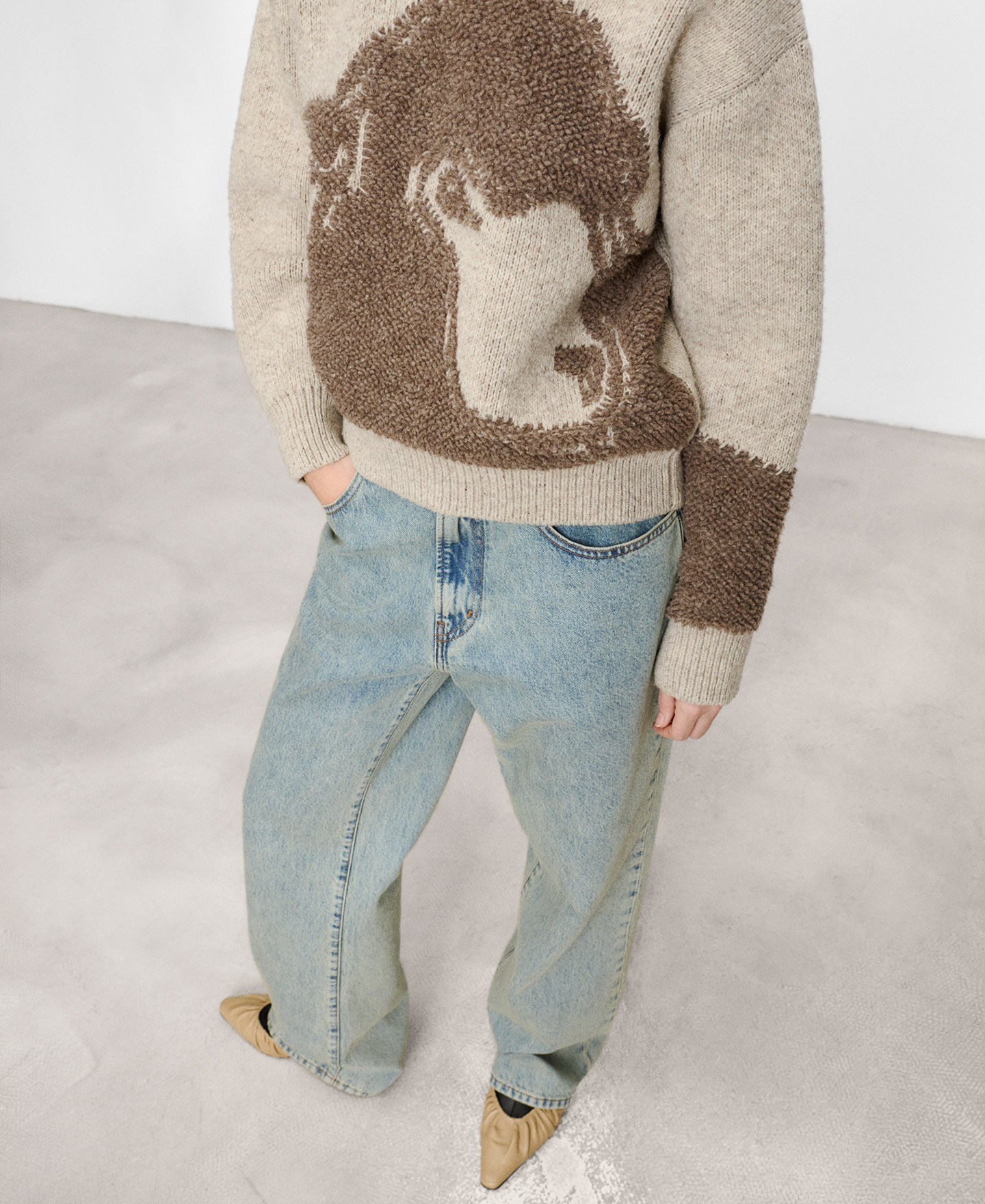 Oversize Spanish wool sweater image number 3