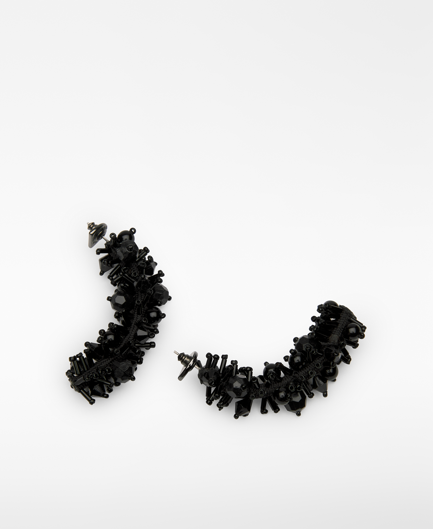 Beaded earrings image number 2