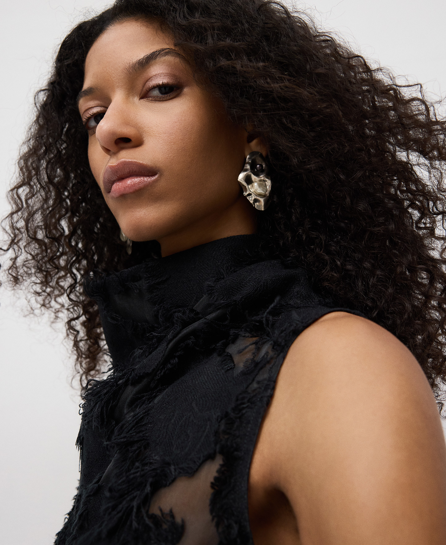 Semi-sheer top with fringe details woman image number 3