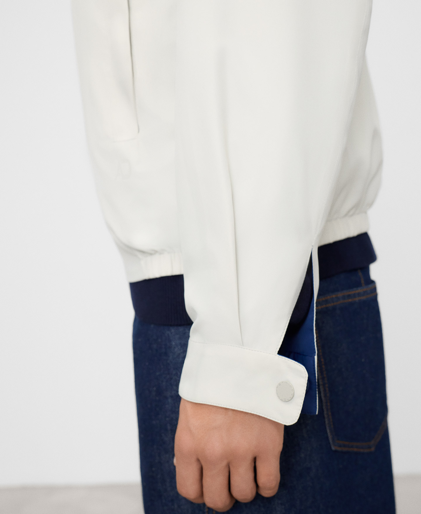 Nylon reversible jacket image number 7