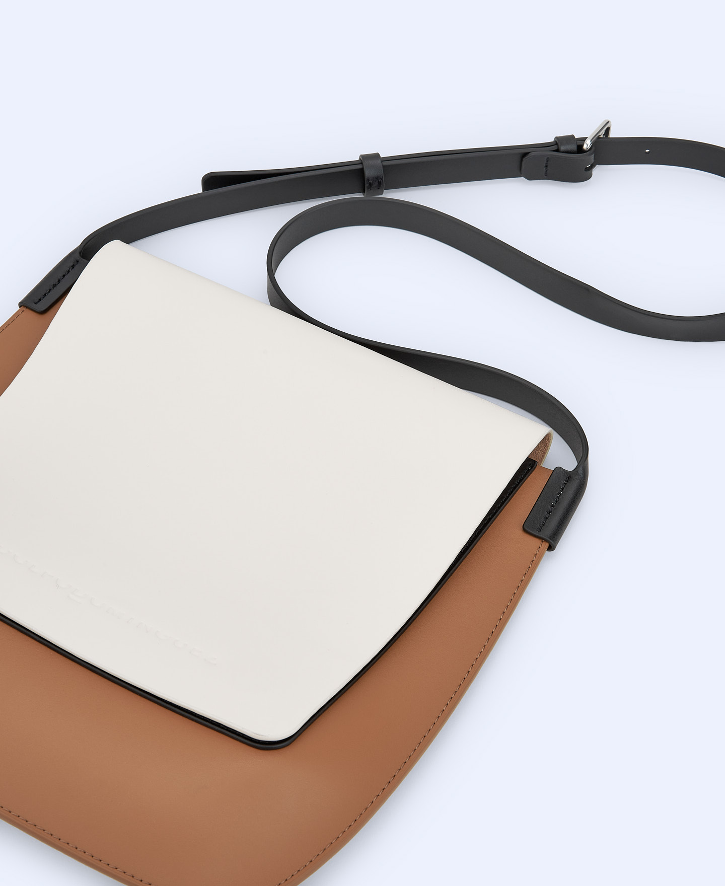 Medium vachetta leather shoulder bag image number 2