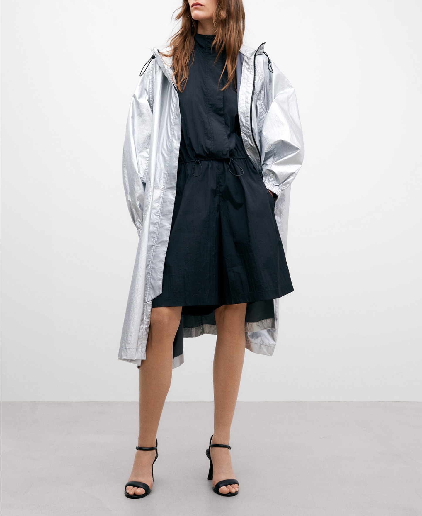 Nylon windproof coat image number 4