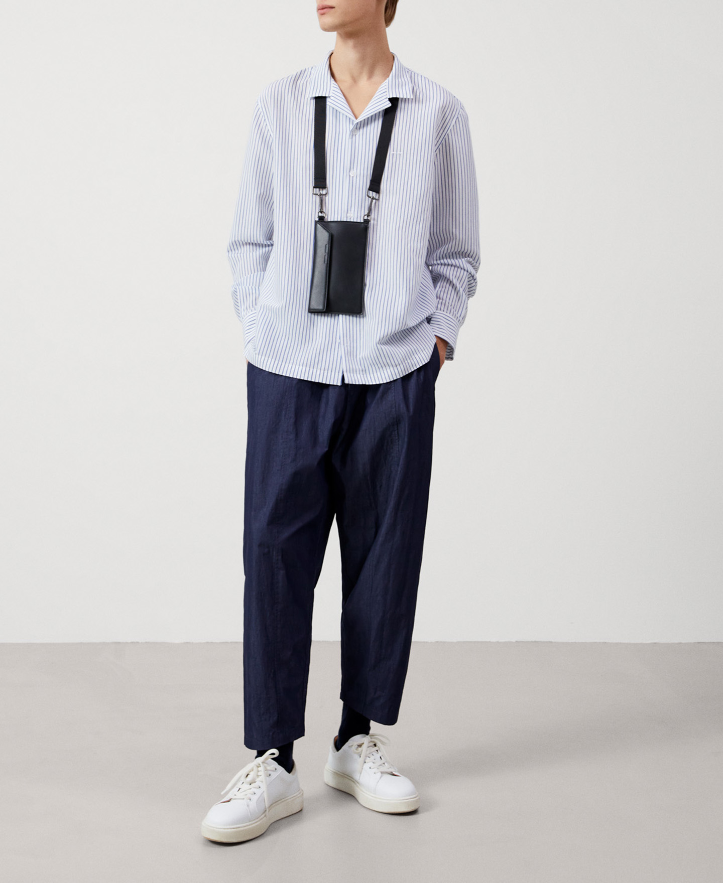 Lyocell bowling collar shirt image number 1