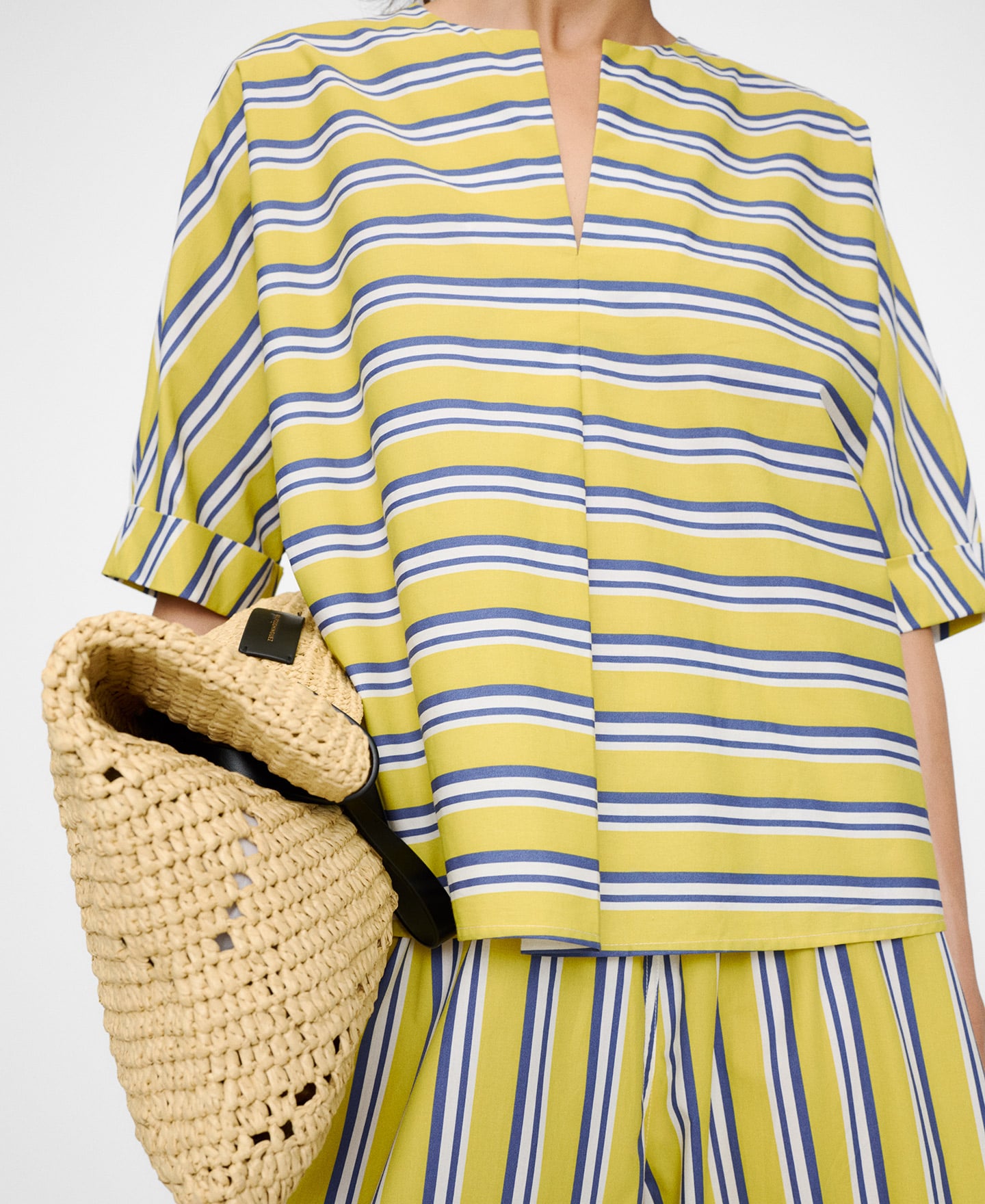 Cotton V-neckline striped blouse image number 3