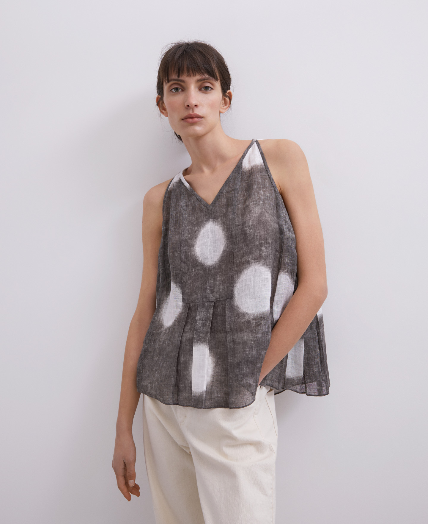 Top estampado en lino azul image number 1
