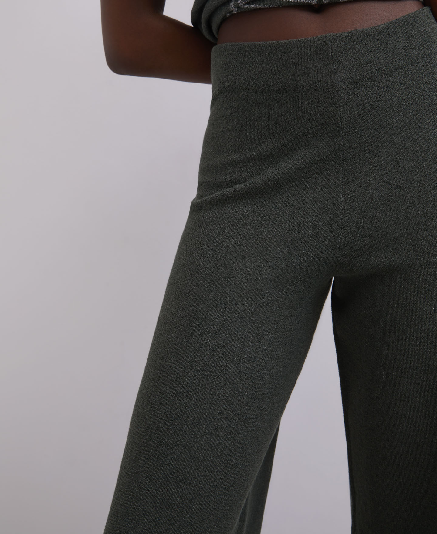 Two-colour linen jaquard trousers image number 2