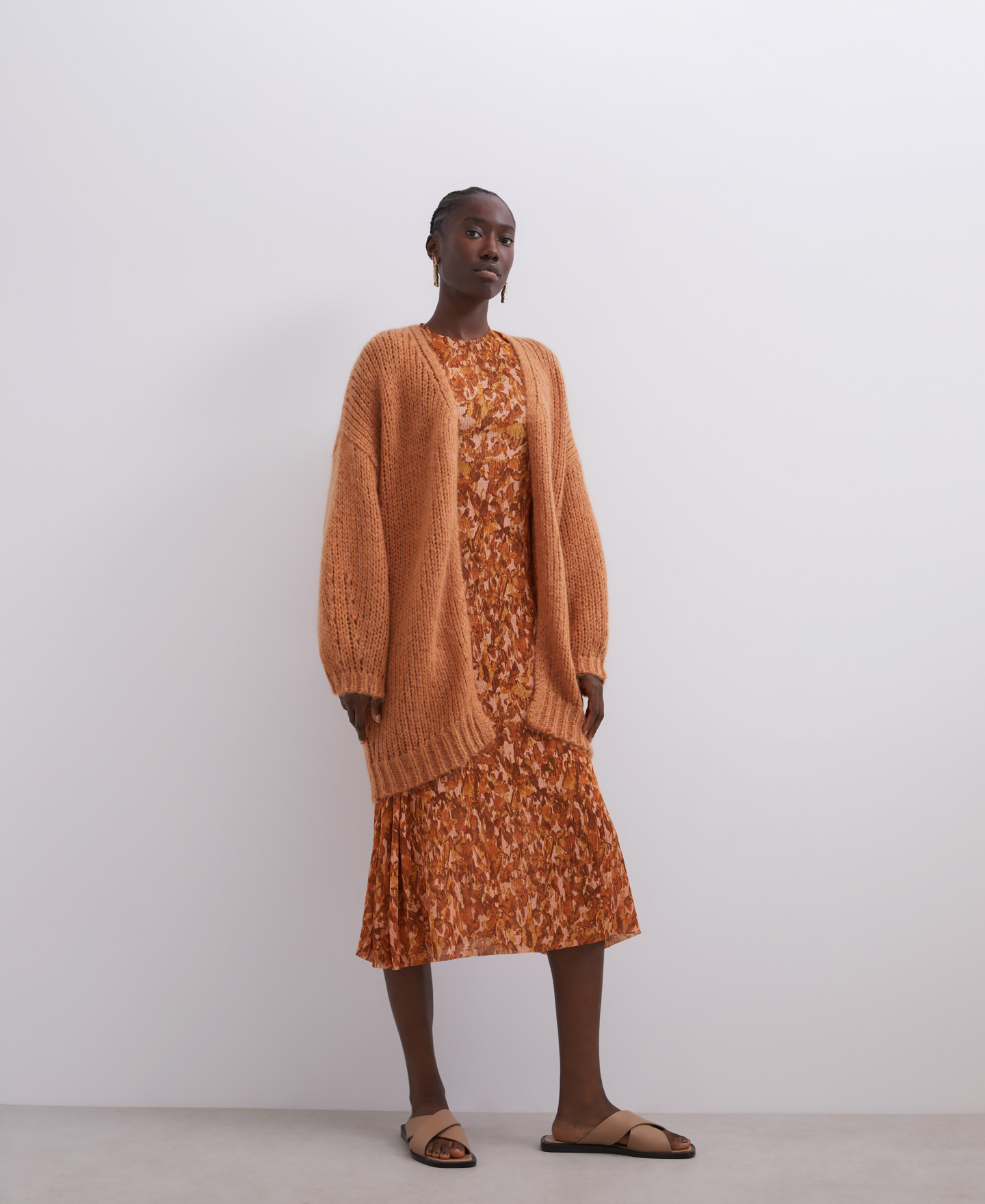 Dress image number 3