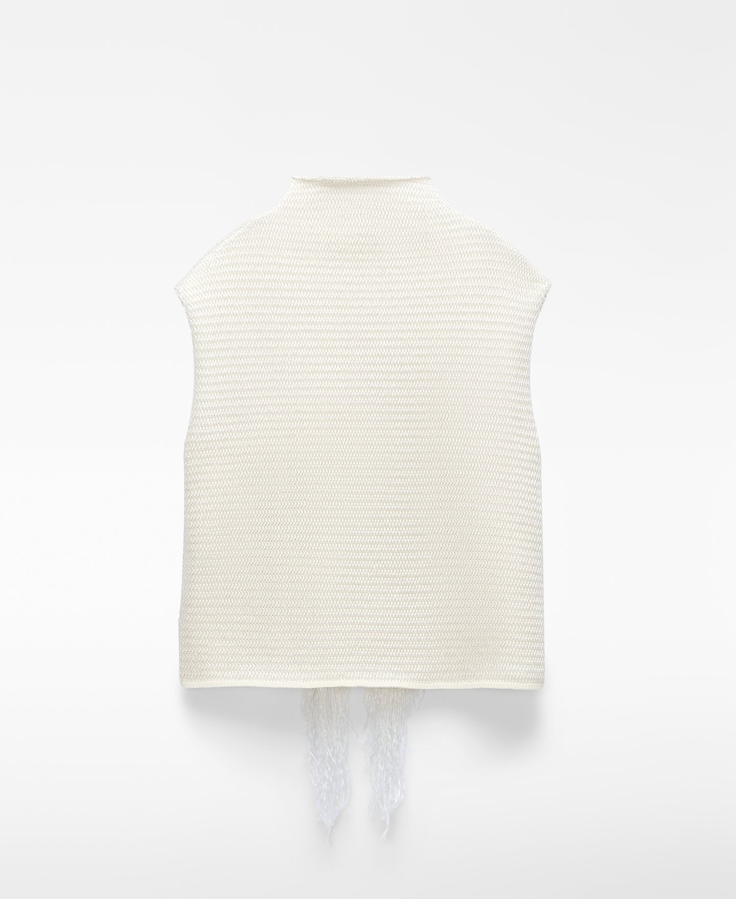 Raffia top with feather-effect fringes image number 5