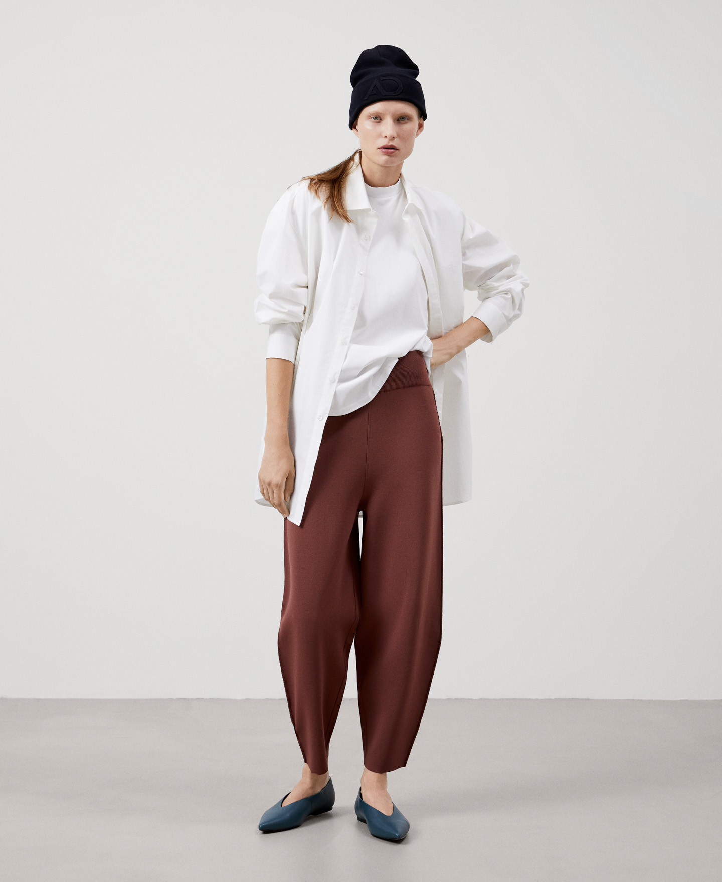 Vicose and recycled nylon trousers image number 1