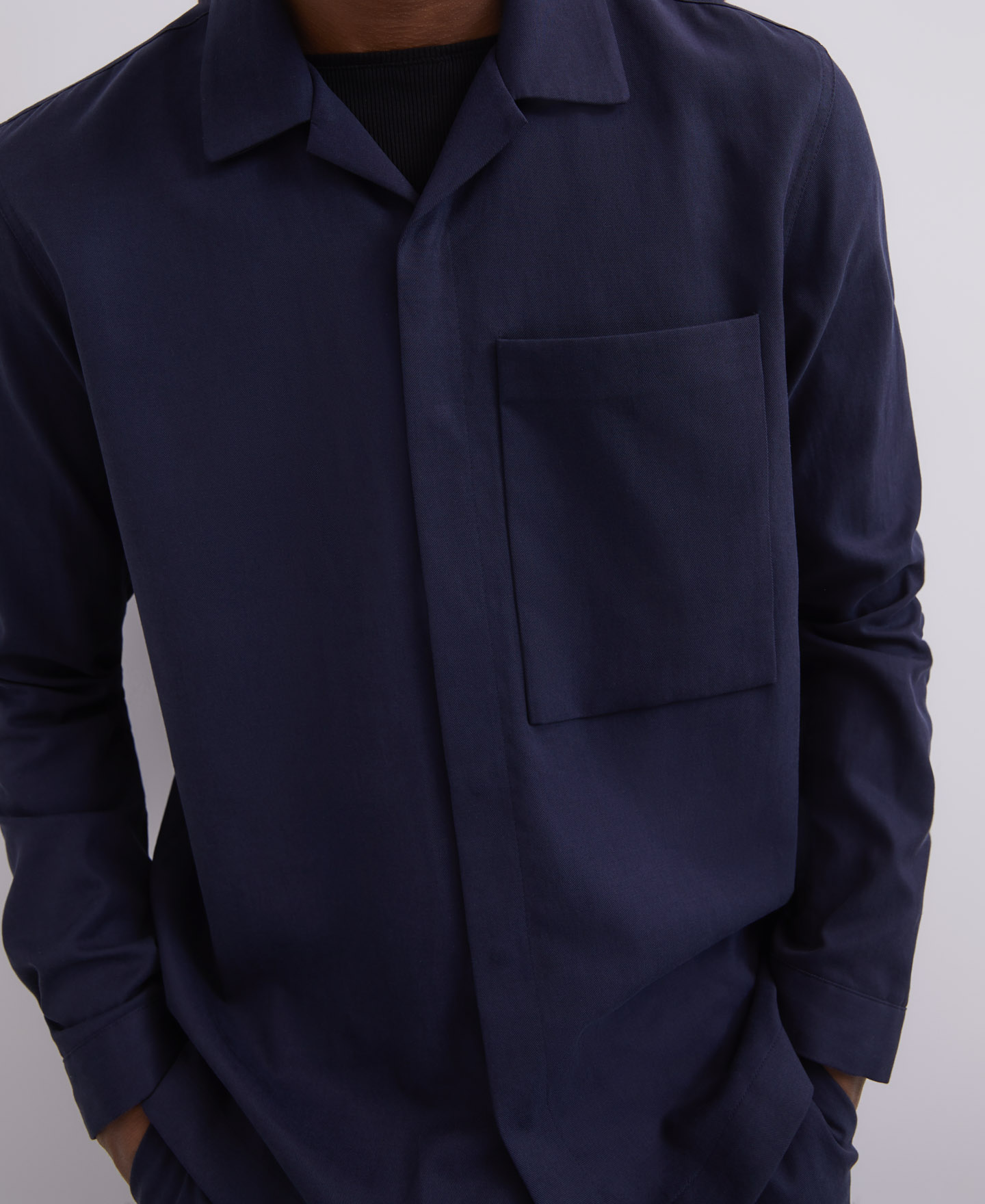 Sobrecamisa twill de lyocell y algodón image number 2