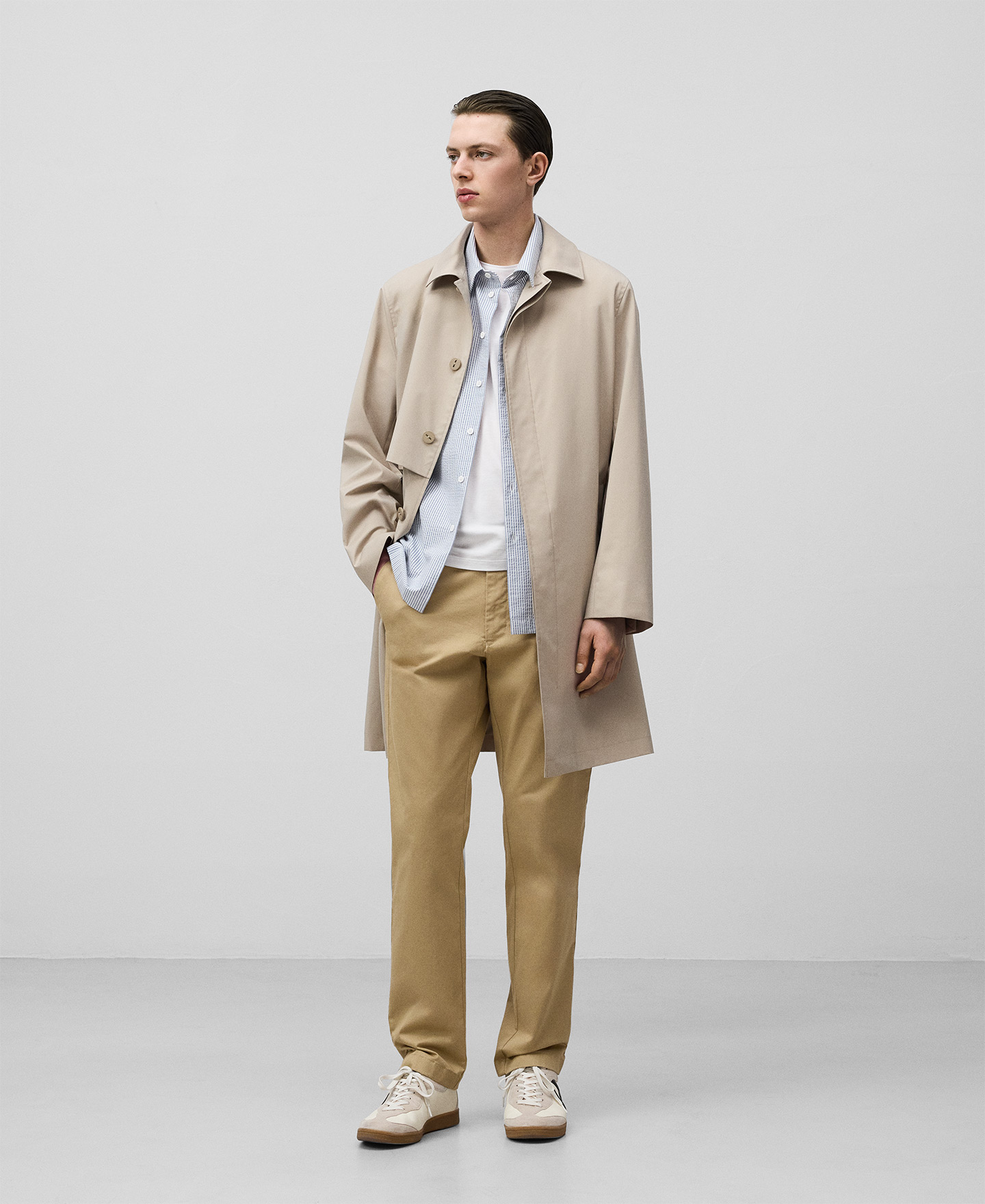 Regular fit chino trousers man image number 1