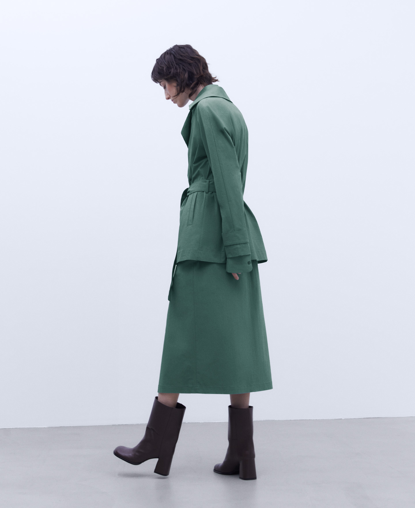 Cotton and nylon short trench coat image number 2
