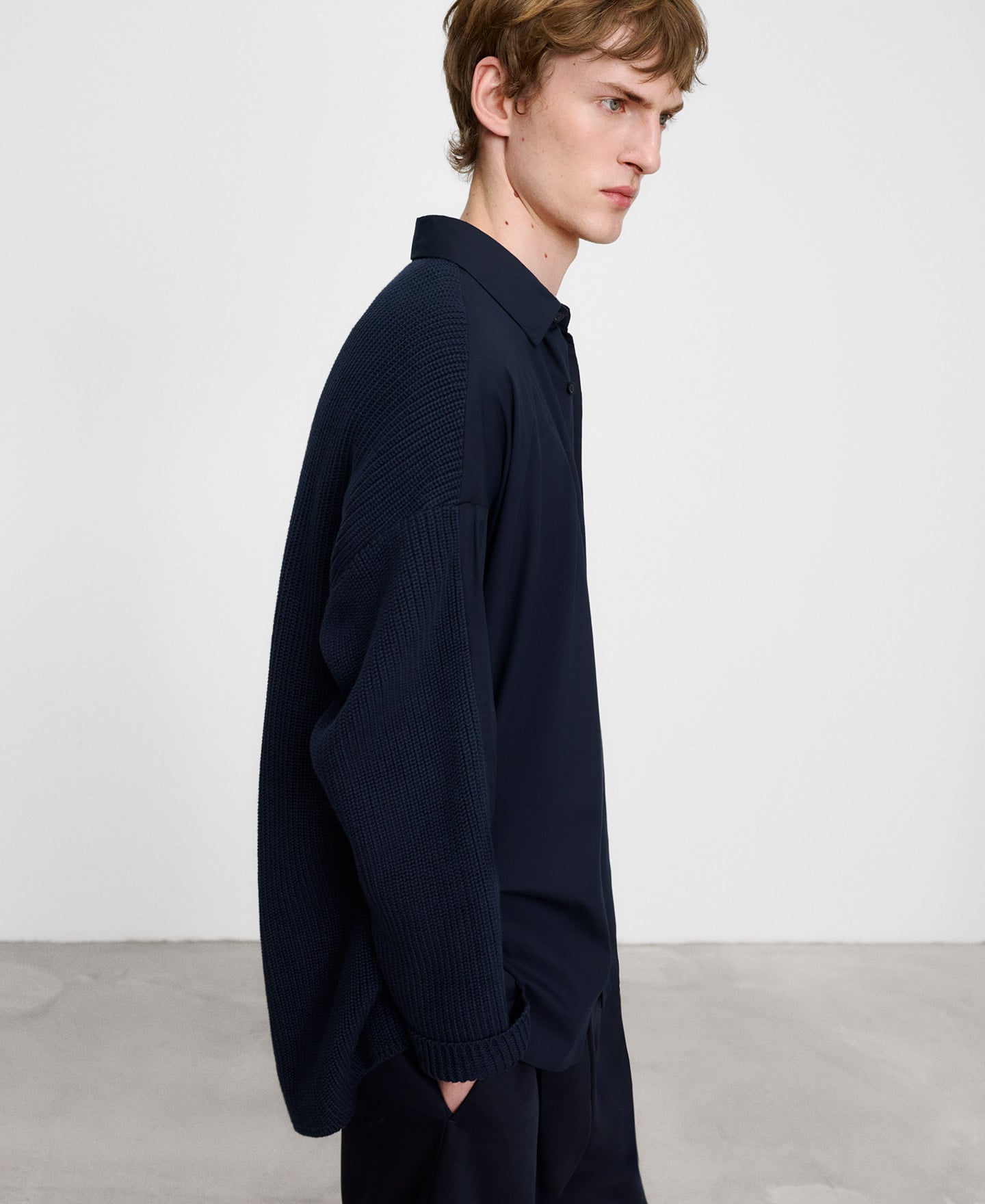 Cotton mixed-fabric oversize shirt image number 5