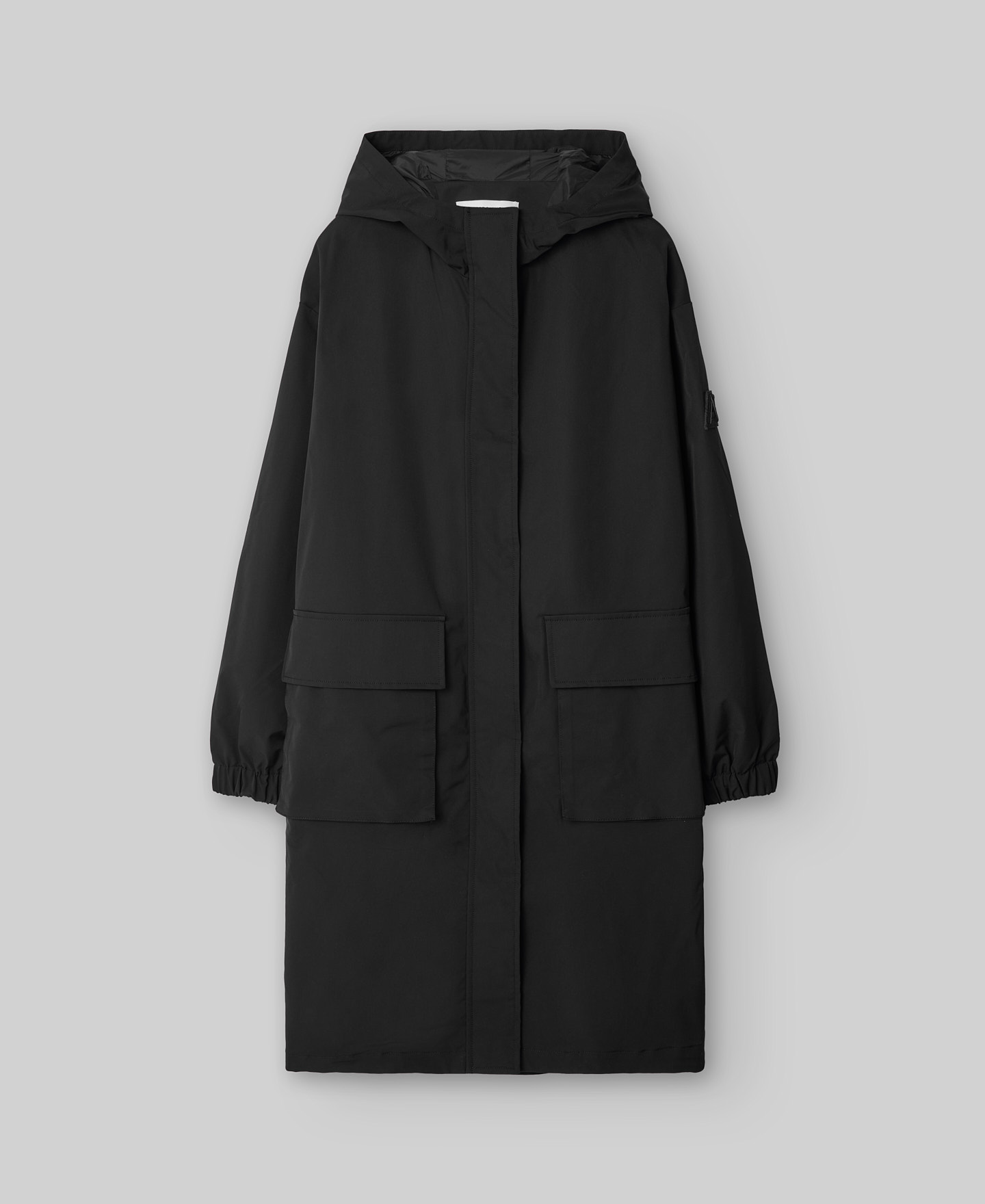 Parka larga con capucha nailon mujer image number 4