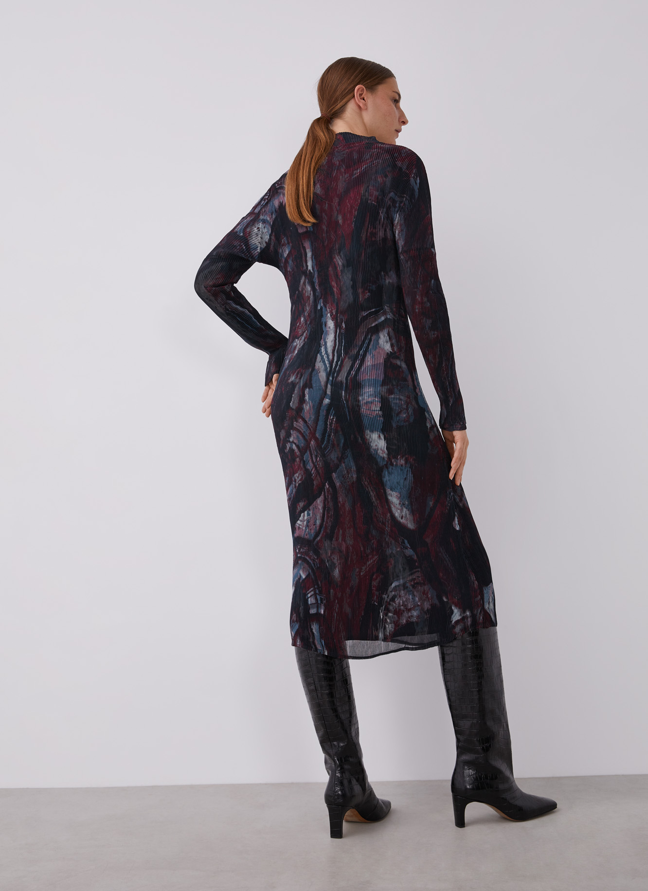 Crinkle printed midi dress image number 1