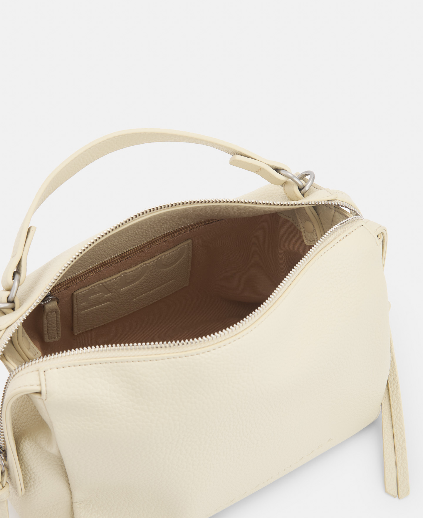 Recycled material medium shoulder bag image number 2
