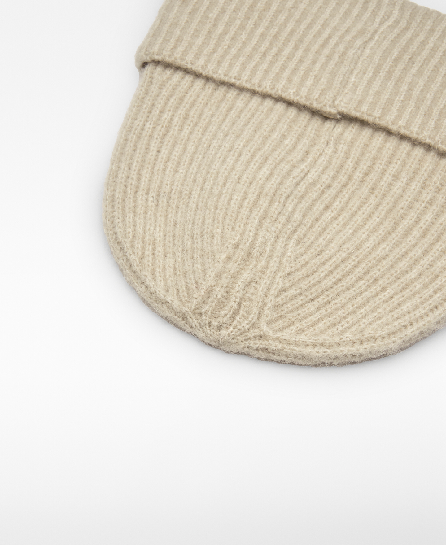 Gorro beanie punto canalé mujer image number 2