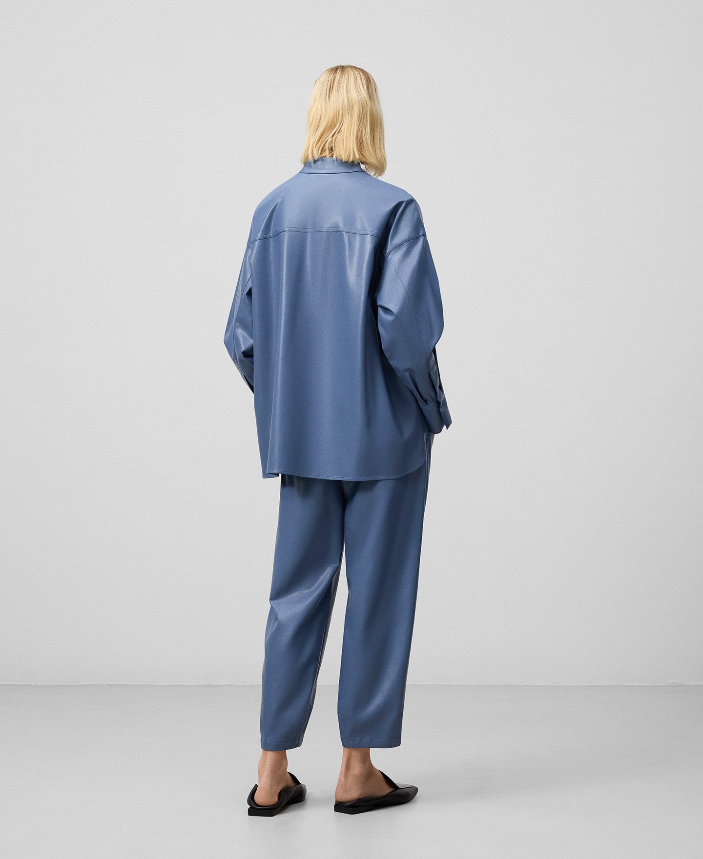 Leather-Non-Leather blue overshirt woman image number 2