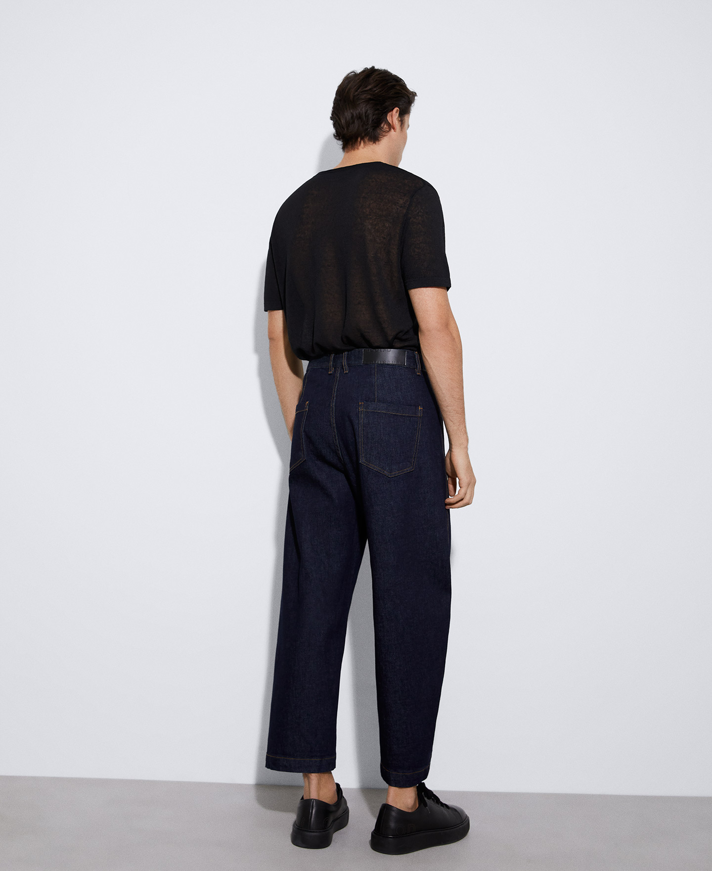 Banana ankle jeans image number 2