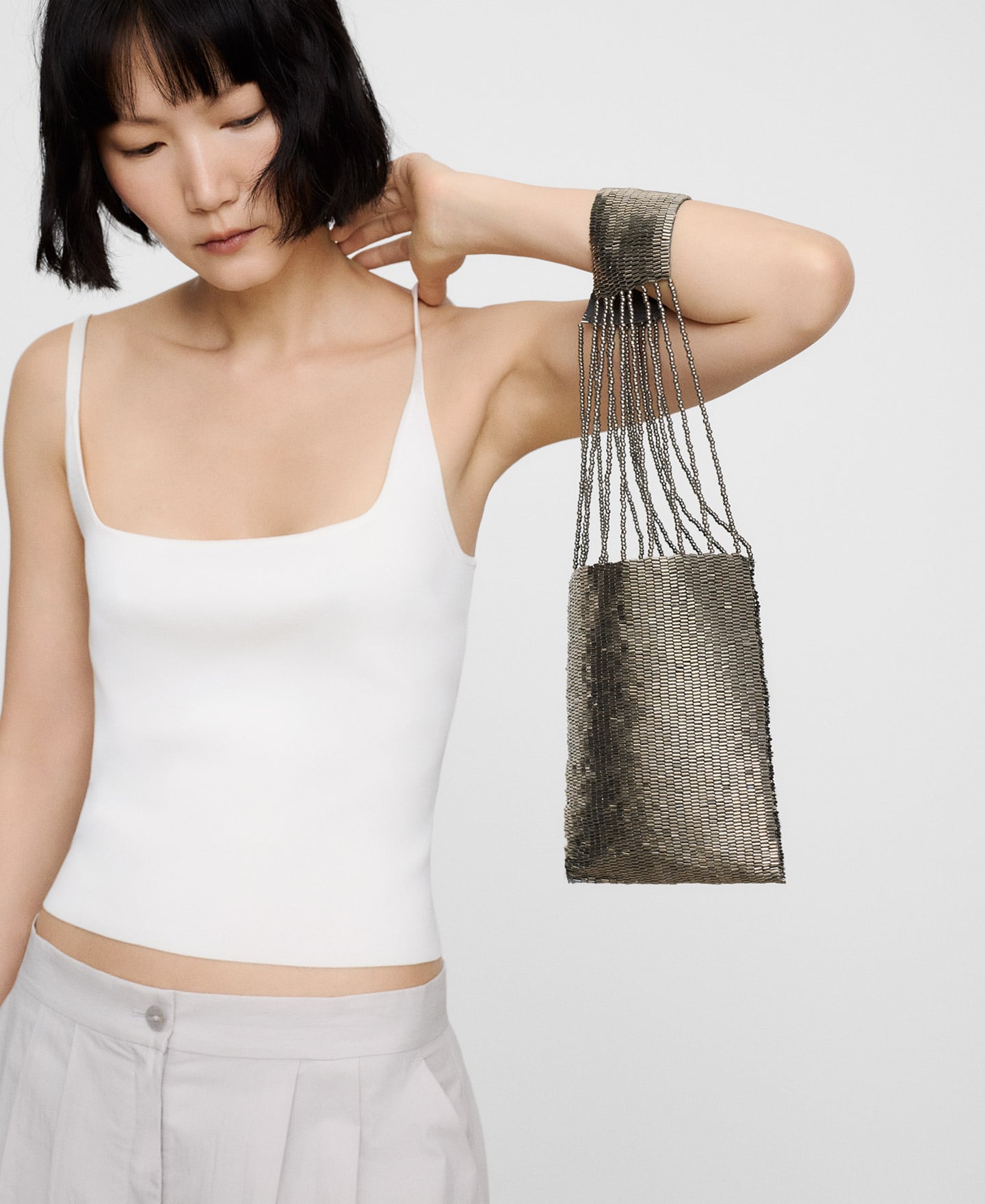 Flat beaded cocktail bag image number 5