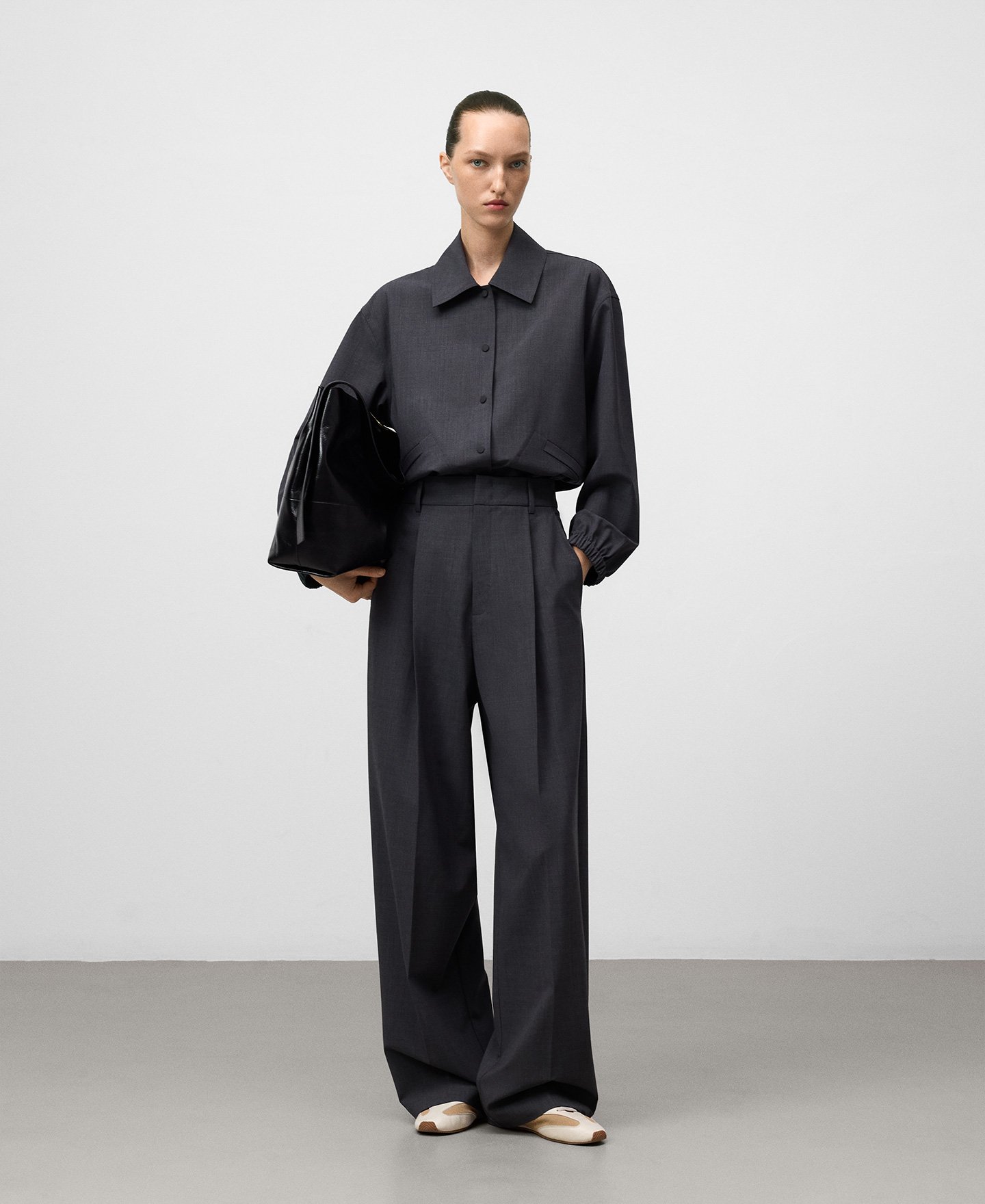 Overshirt with adjustable hem woman image number 1