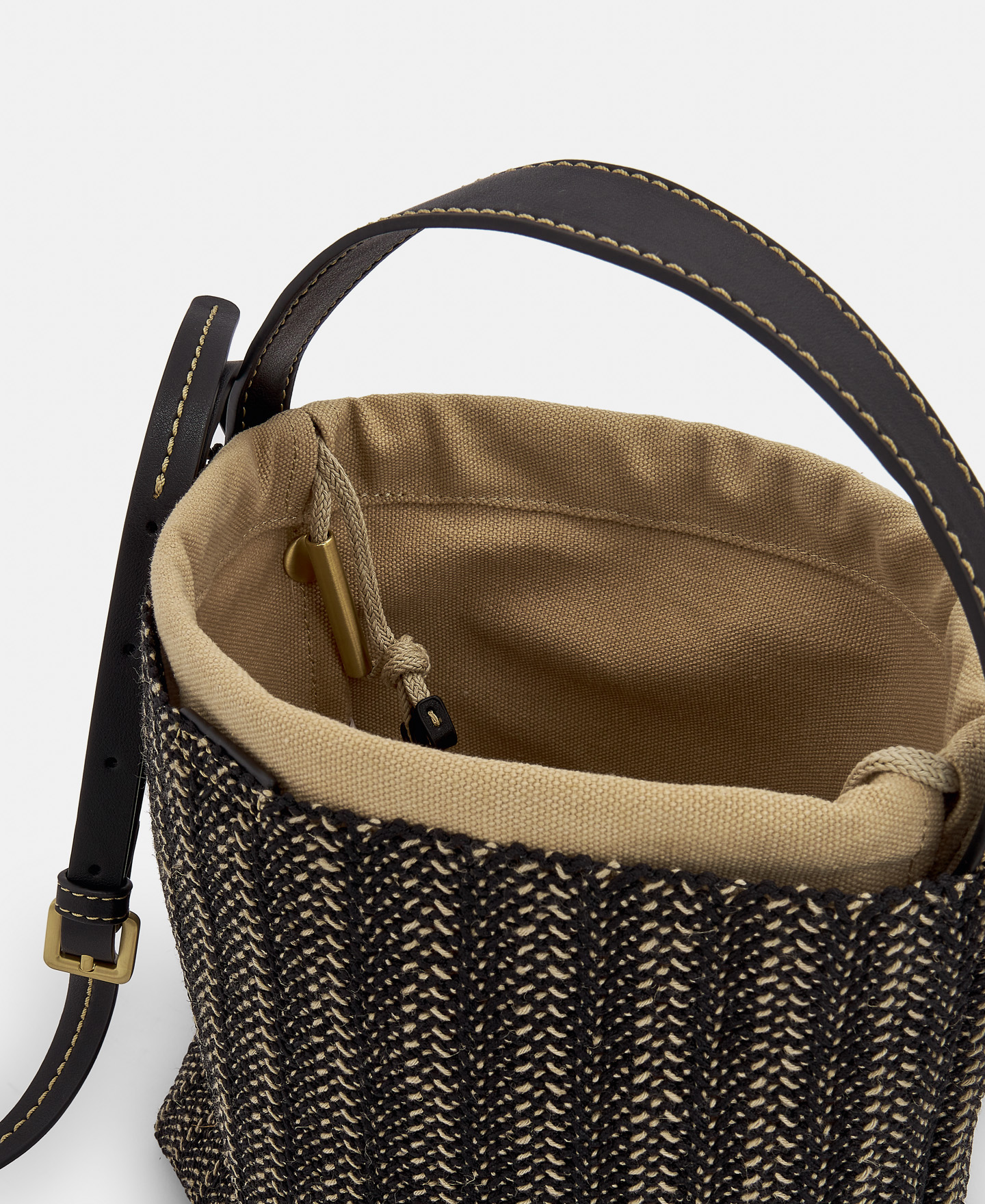 Recycled polyester and jute raffia bag image number 1