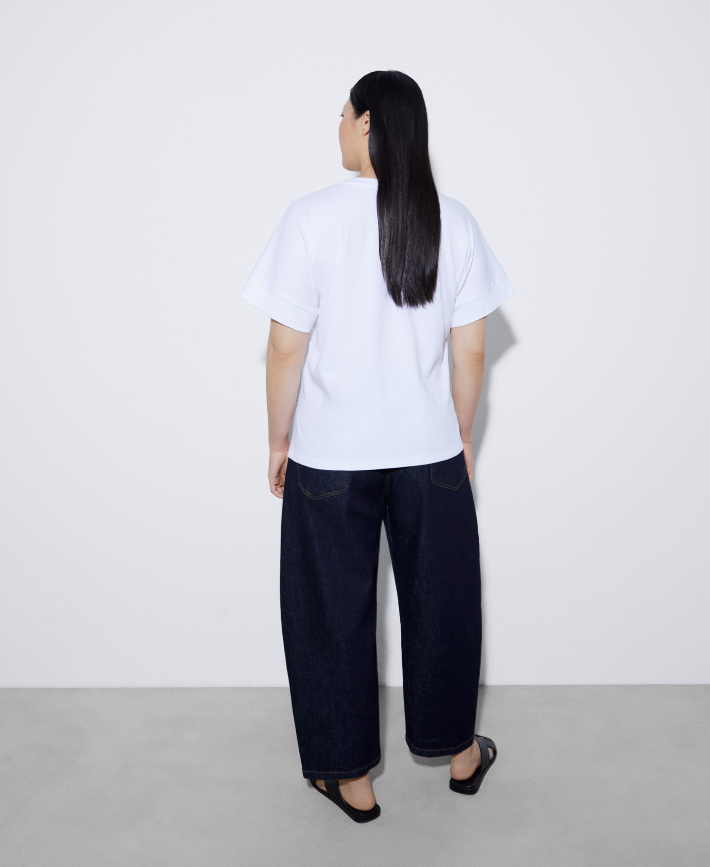 T-shirt with cotton waistbands image number 2