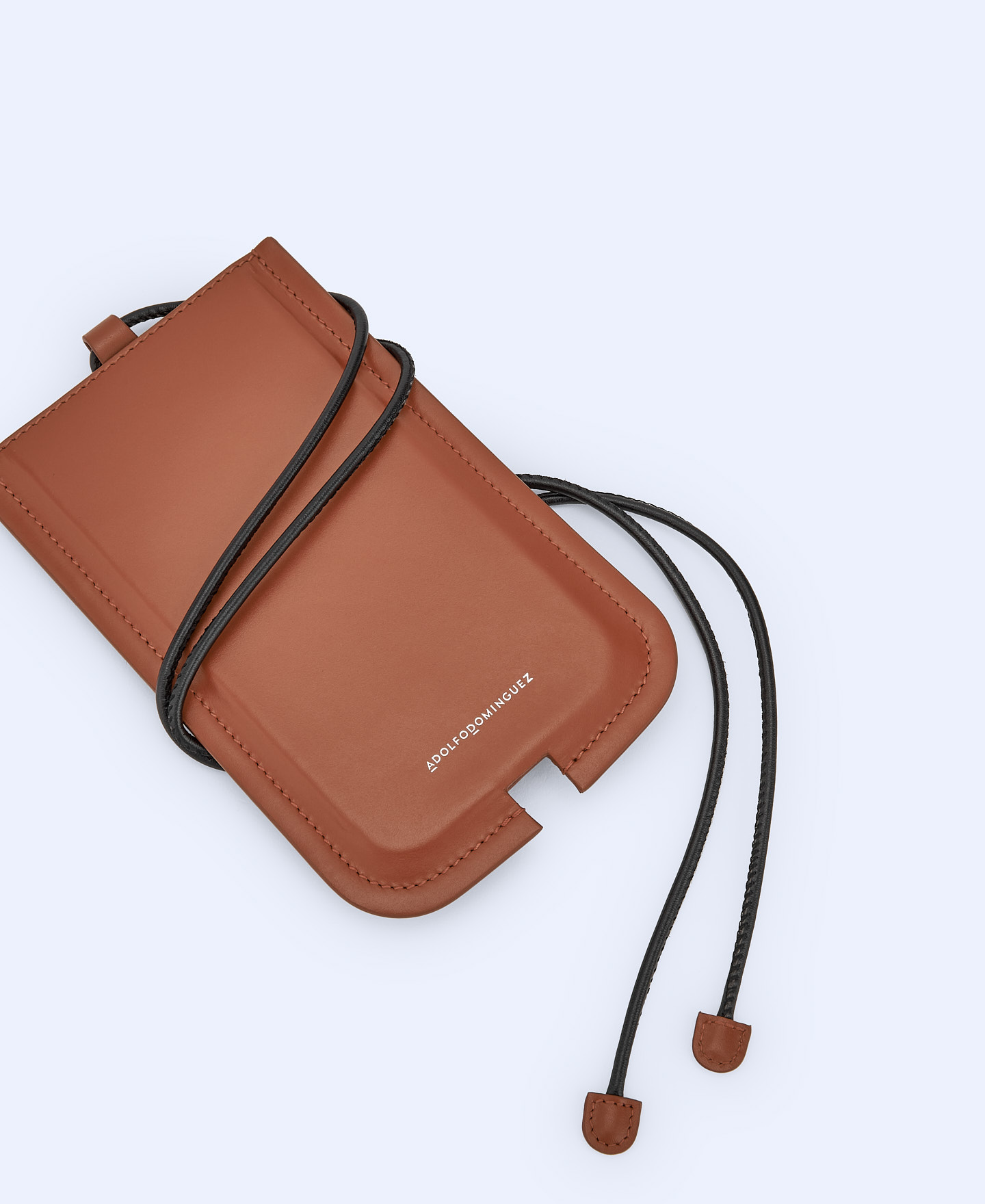Smooth leather phone holder image number 2