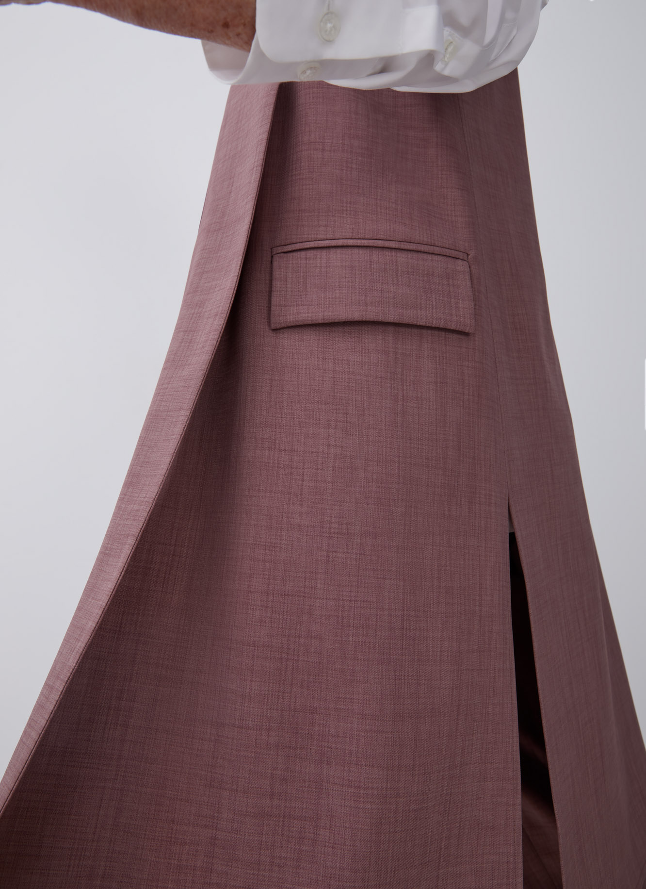 Long waistcoat with notched lapels image number 2
