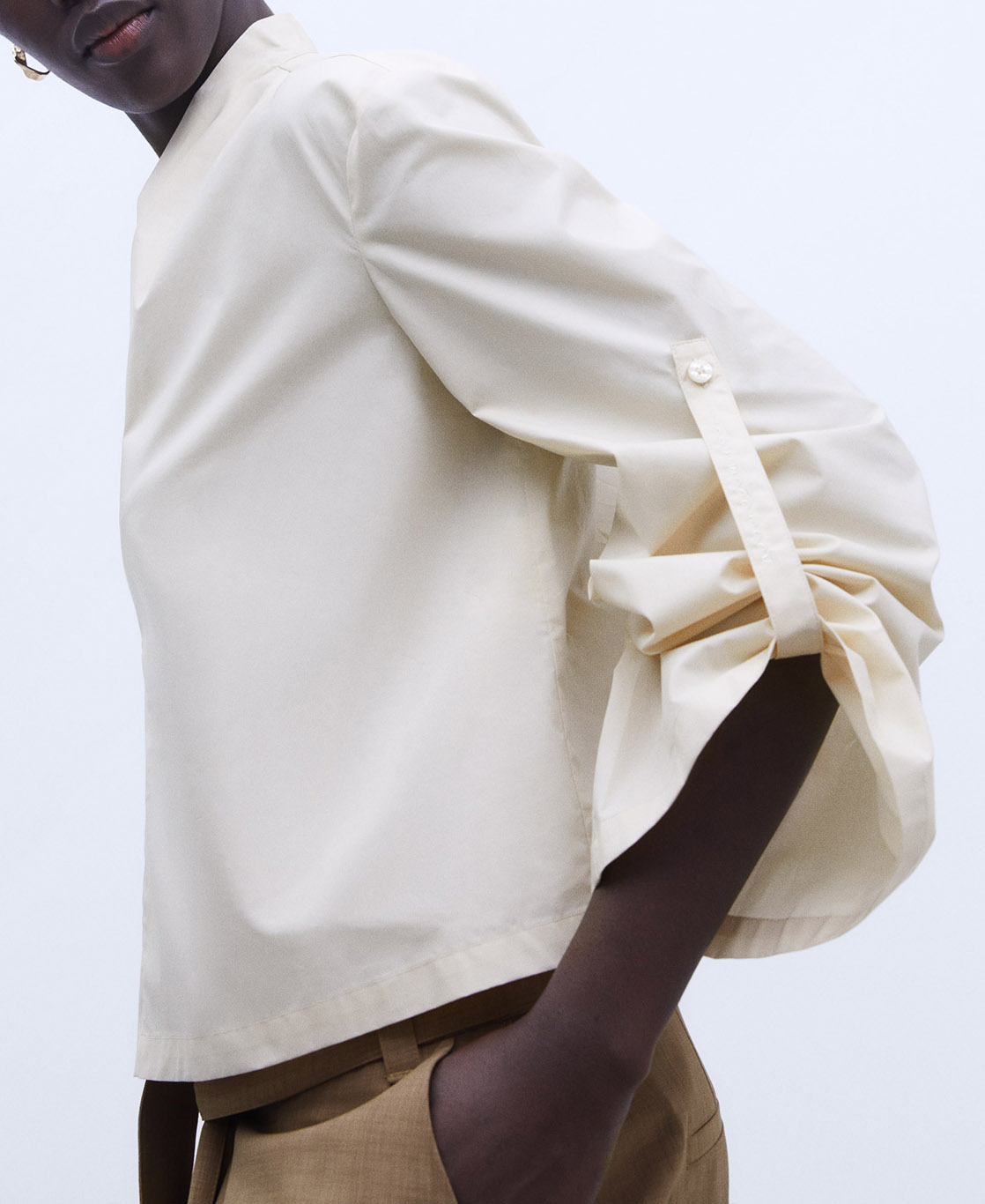 Wide organic cotton shirt image number 0