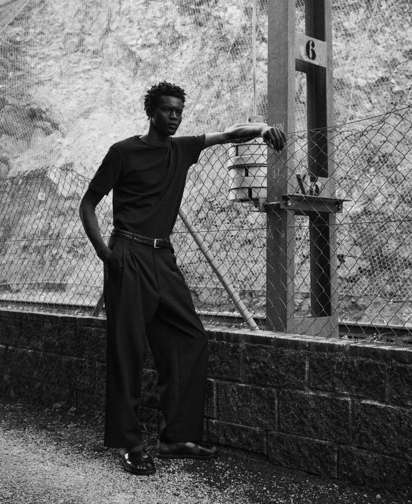 Organic cotton black T-shirt image number 1