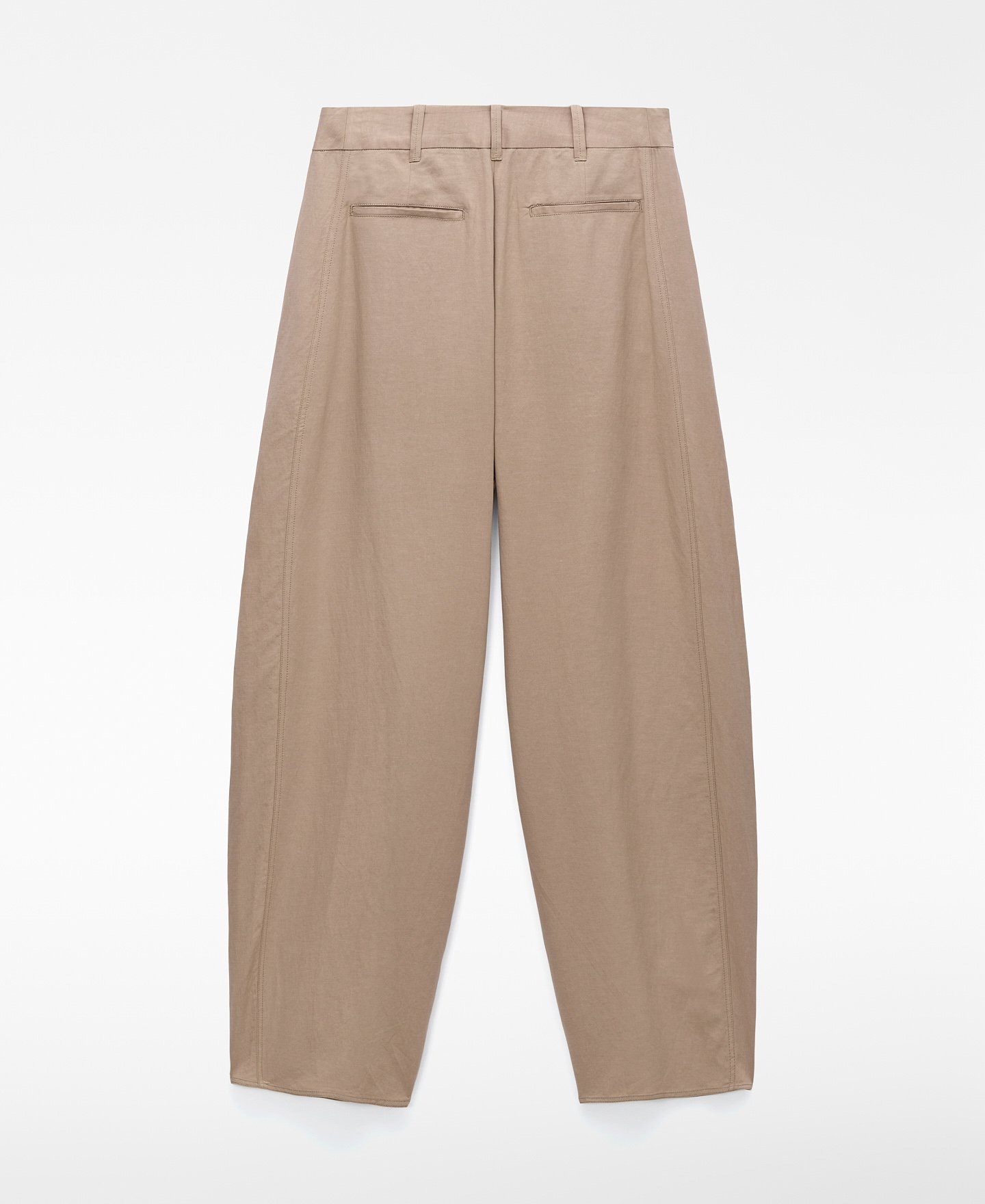 Pantal&oacute;n barrel fit amplio image number 5