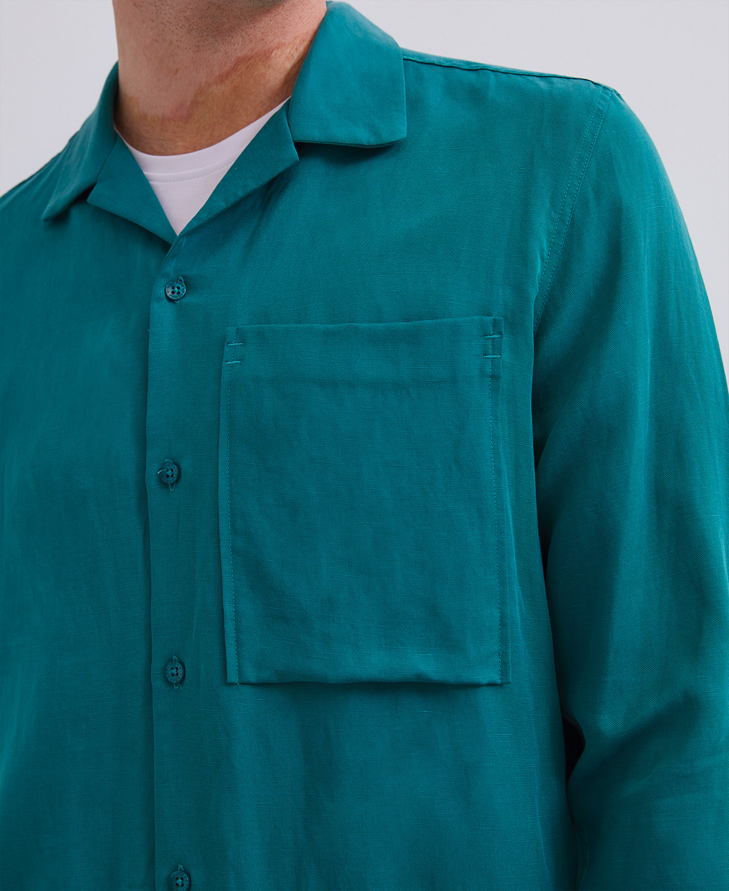 Lyocell and linen bowling collar shirt image number 2