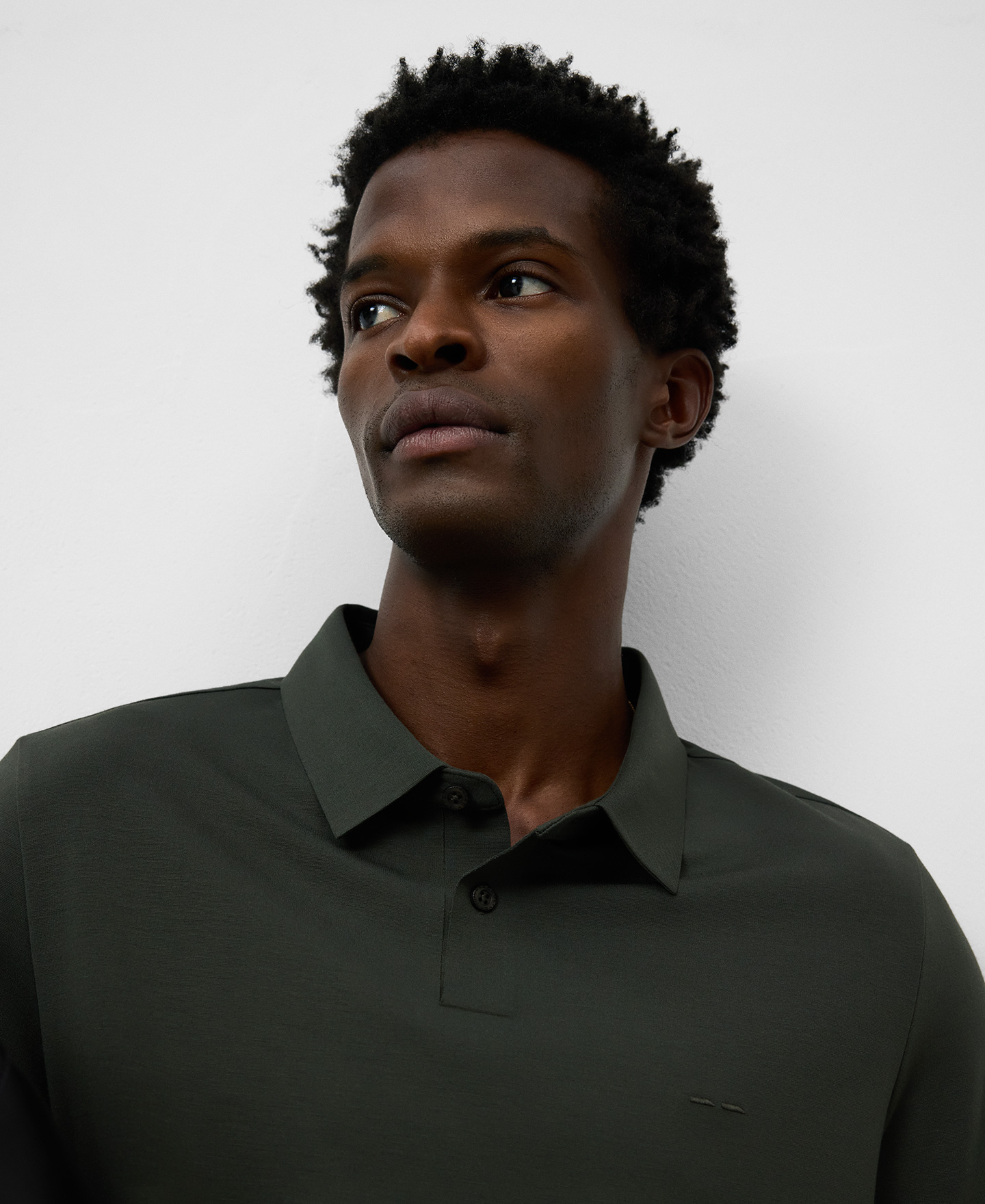 Regular fit short sleeve polo shirt man image number 3