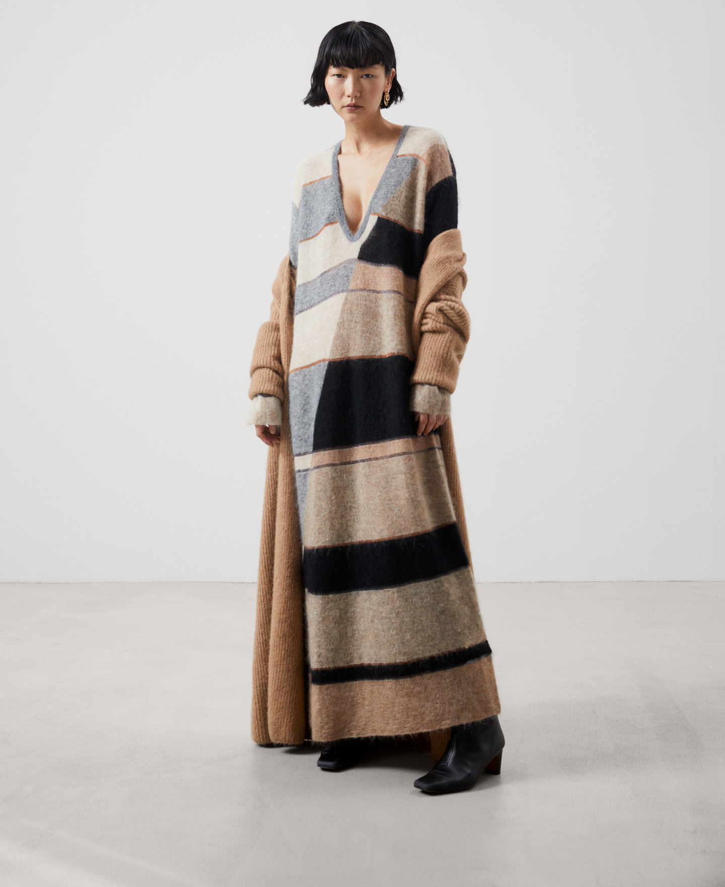 Long striped dress in carded mohair image number 5