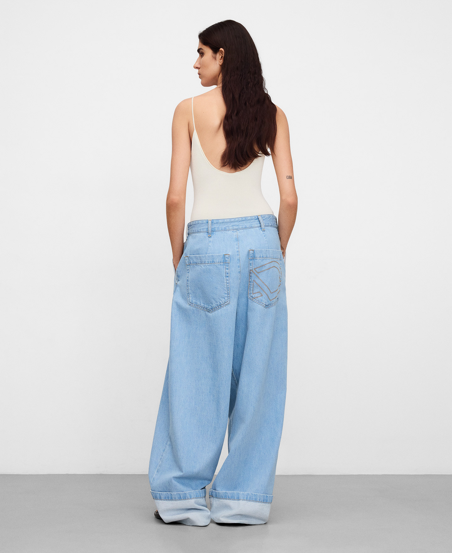 Pantal&oacute;n baggy cruzado denim algod&oacute;n image number 2