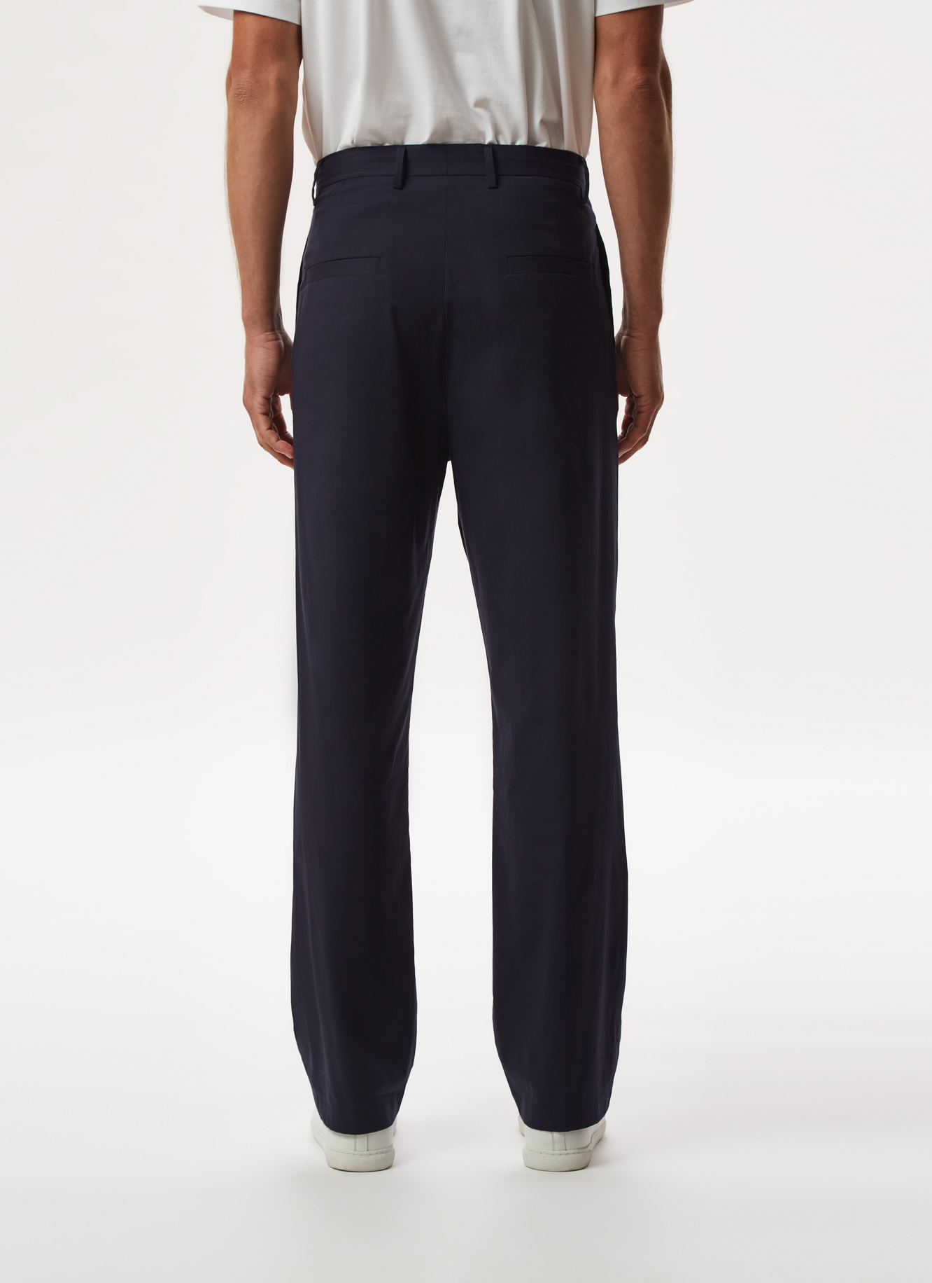 Elastic poplin trousers with double dart image number 2