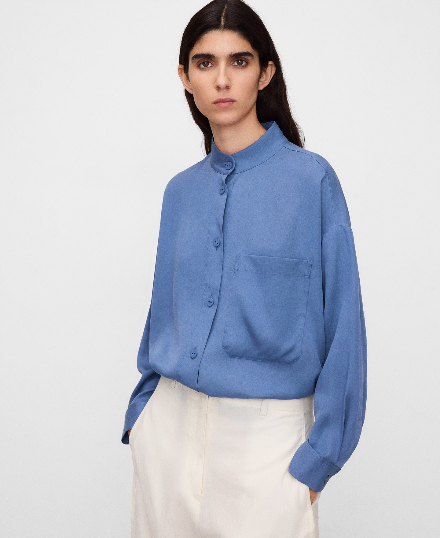 マンダリンカラーのルーズシャツ image number 0