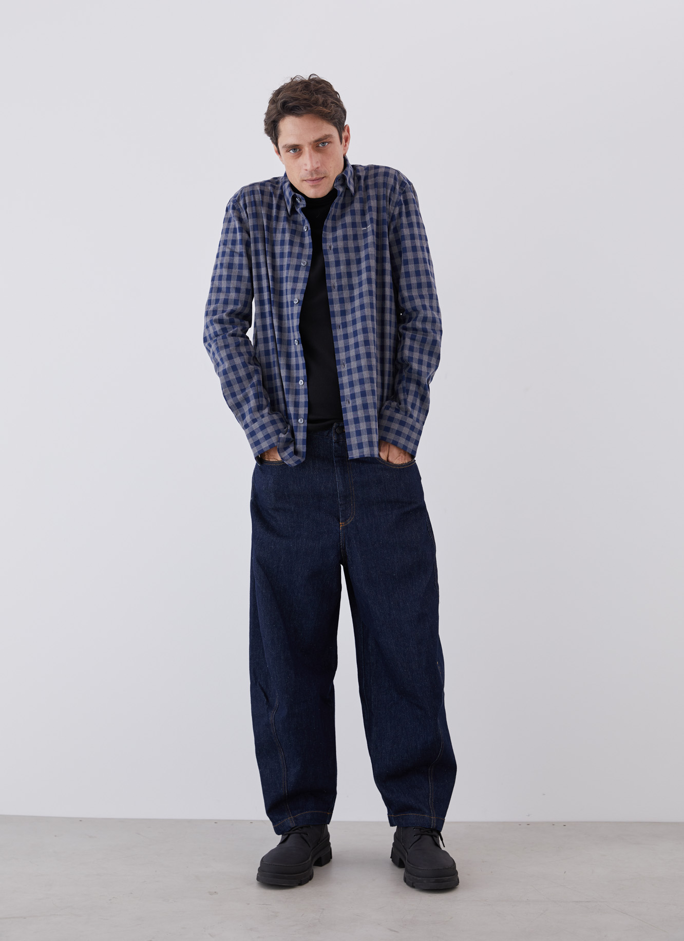 Checked cotton shirt image number 5