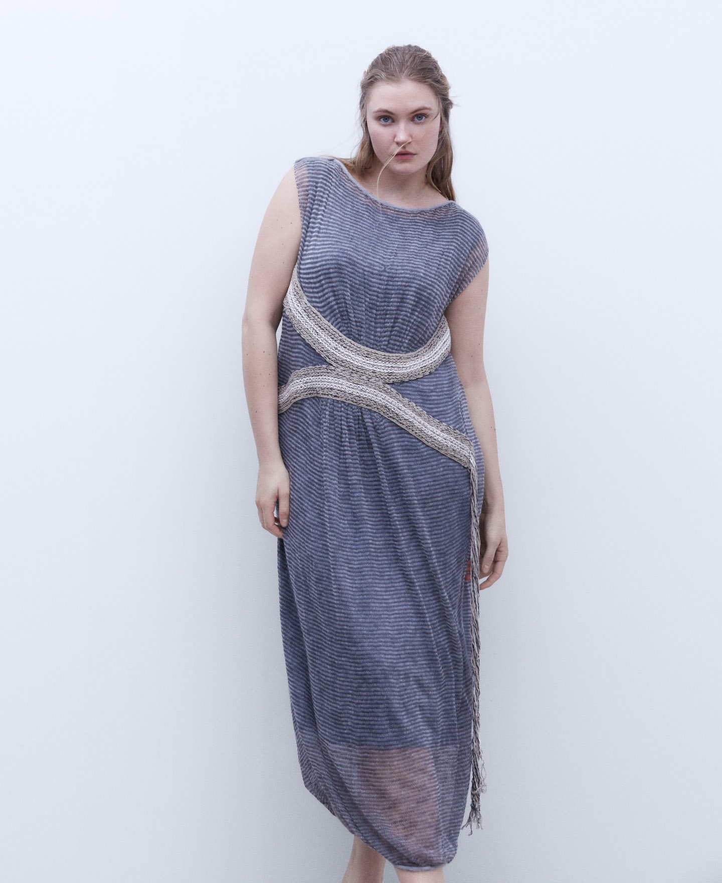 Long dress with jacquard details image number 0