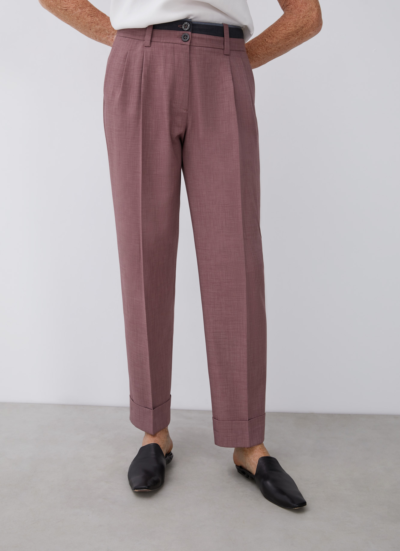 Straight trousers with darts image number 0